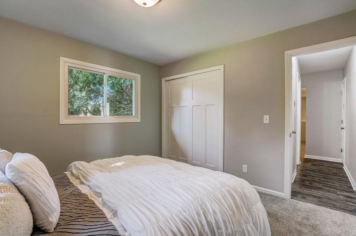 2829 Farview Dr, Richfield WI  53076-9712 exterior