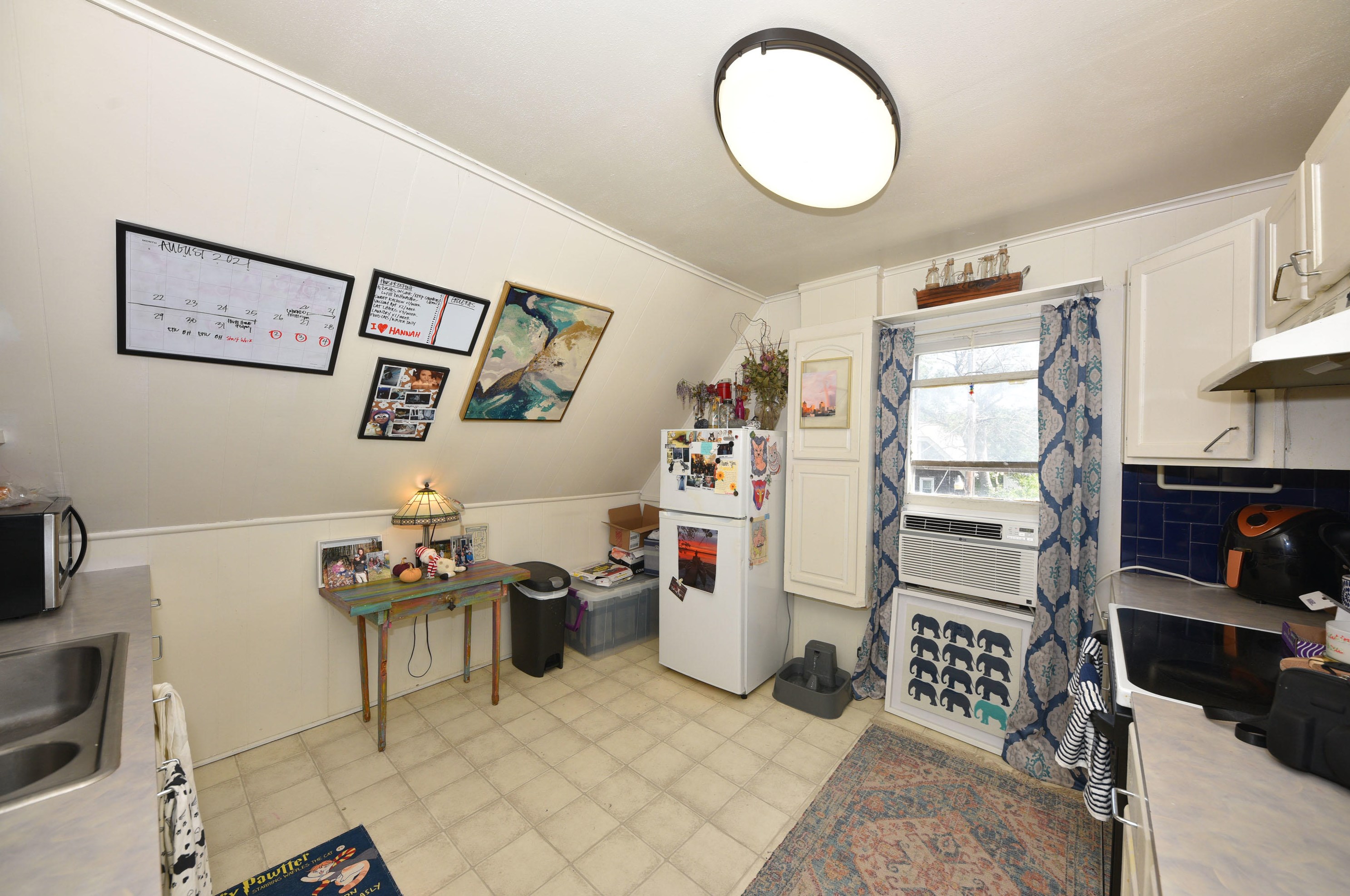 2972 Cramer St, Milwaukee WI 53211-3240 exterior