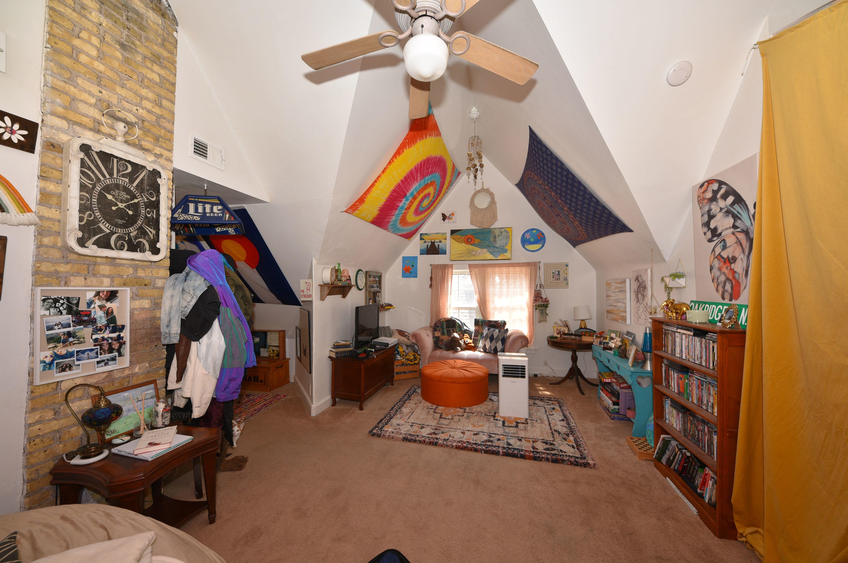 2972 Cramer St, Milwaukee WI 53211-3240 exterior