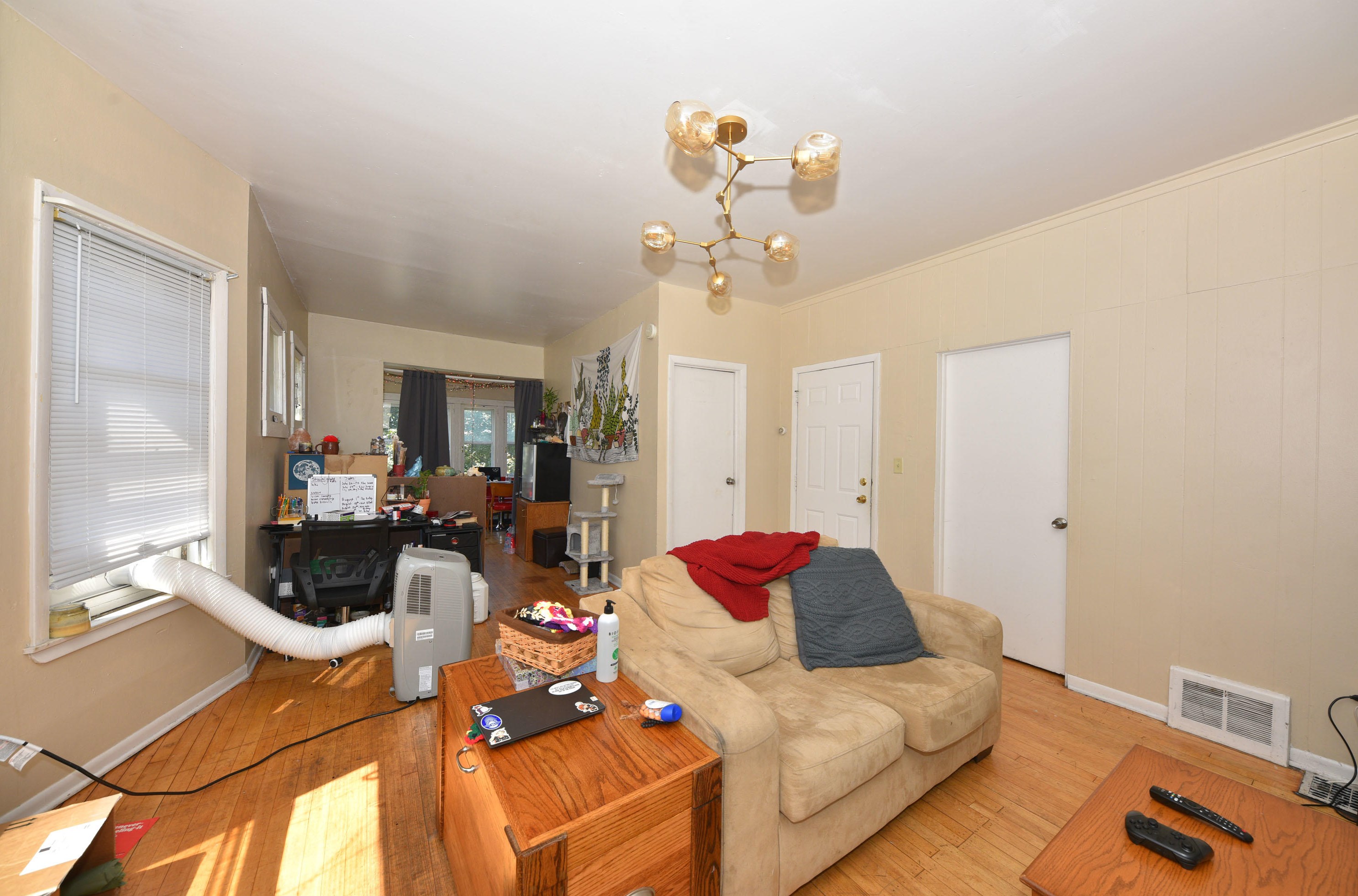 2972 Cramer St, Milwaukee WI 53211-3240 exterior