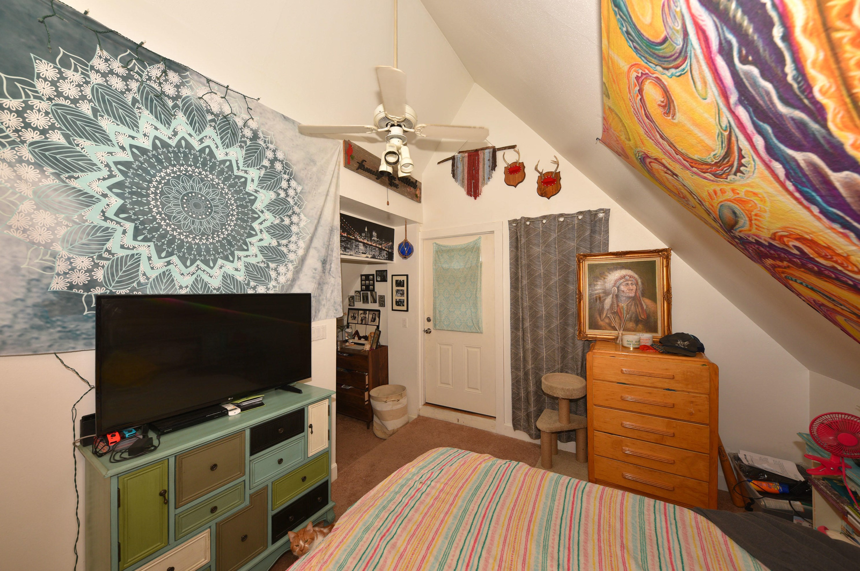 2972 Cramer St, Milwaukee WI 53211-3240 exterior