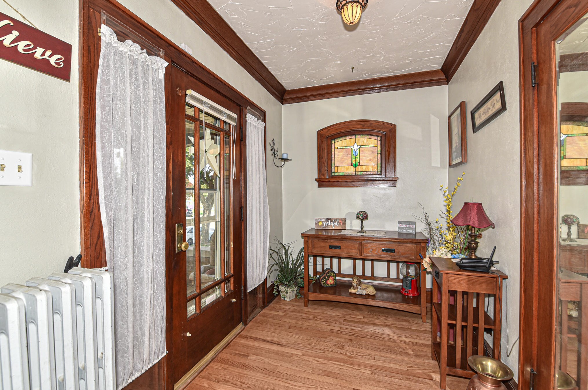 3412 9 Pl, Milwaukee WI 53215-3211 exterior