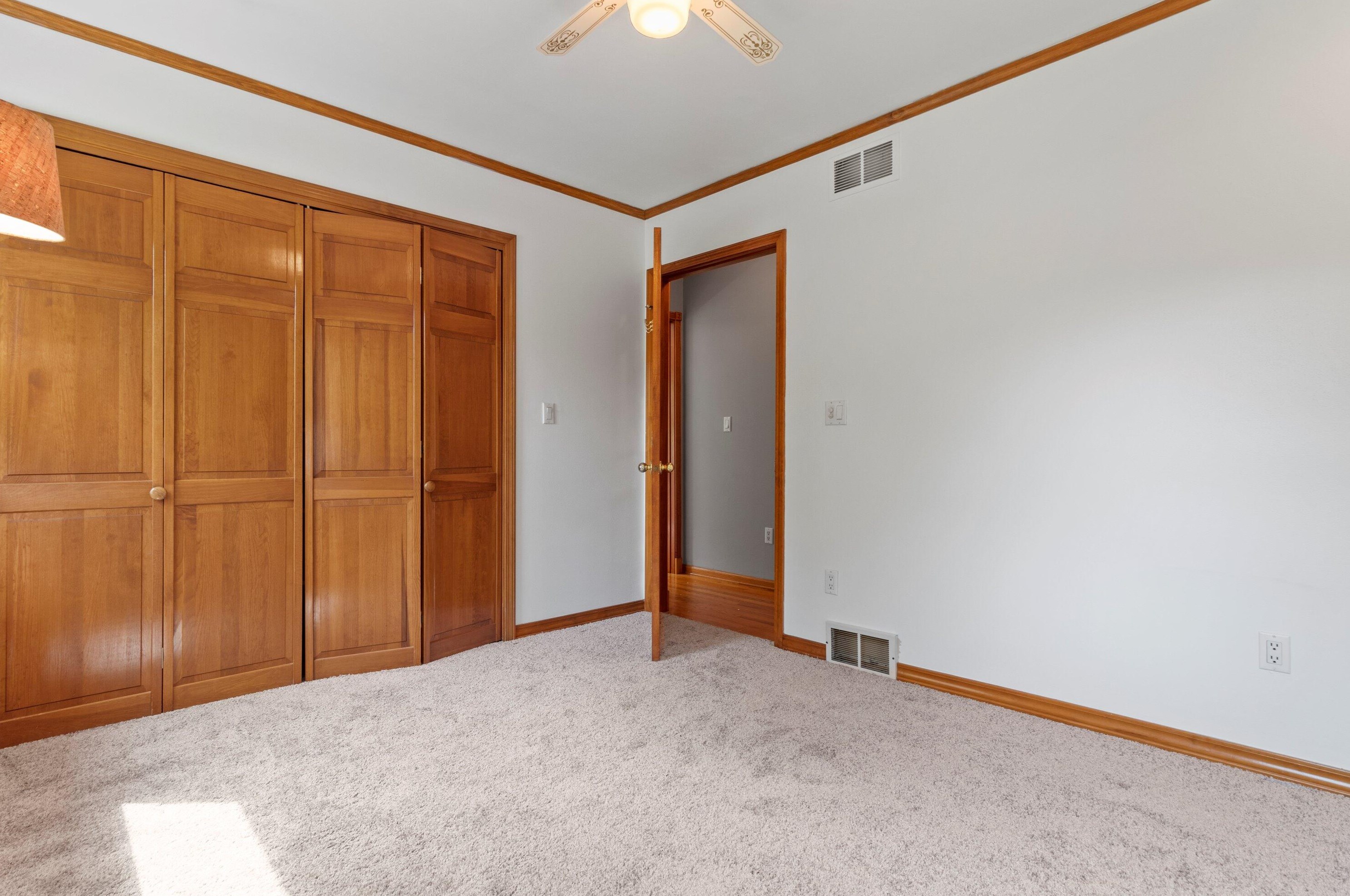 4326 Mona Park Rd, Racine WI  53405-1209 exterior