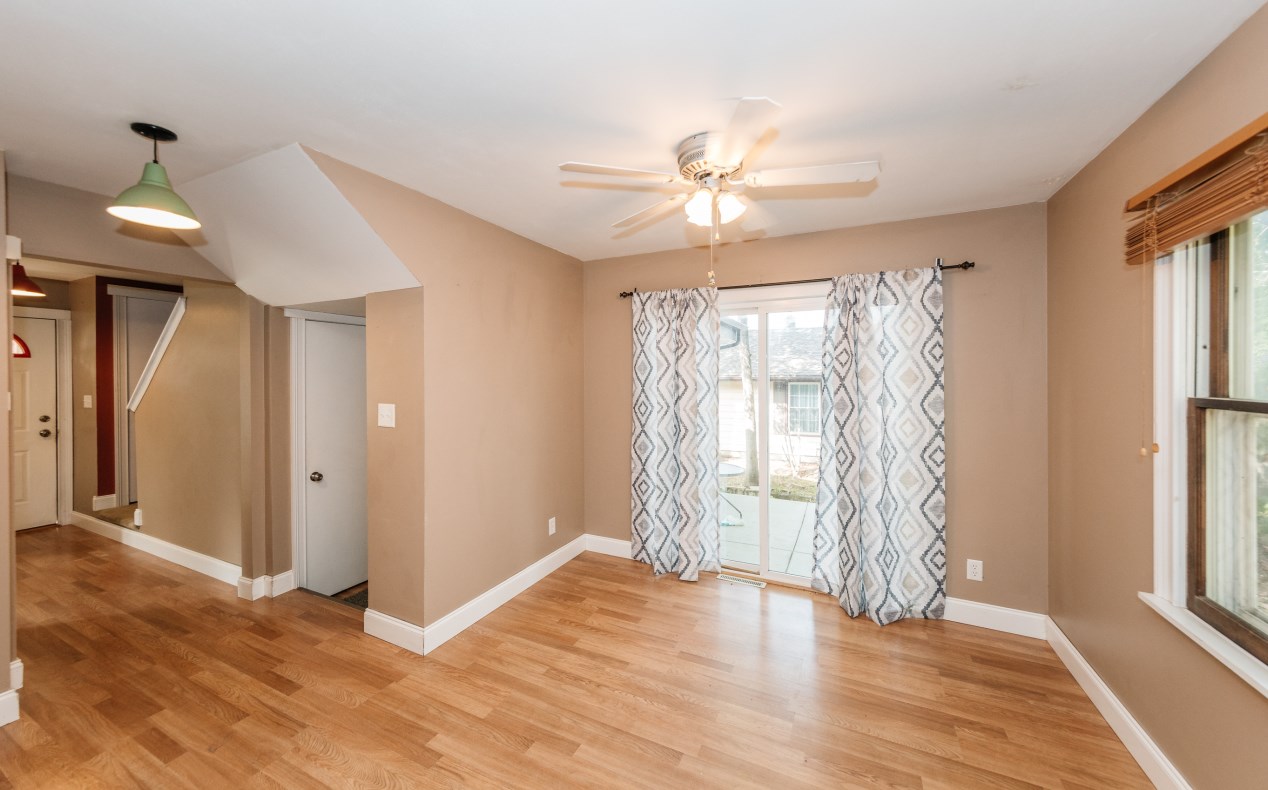 1824 Mackinac Ave, South Milwaukee WI  53172-2930 exterior