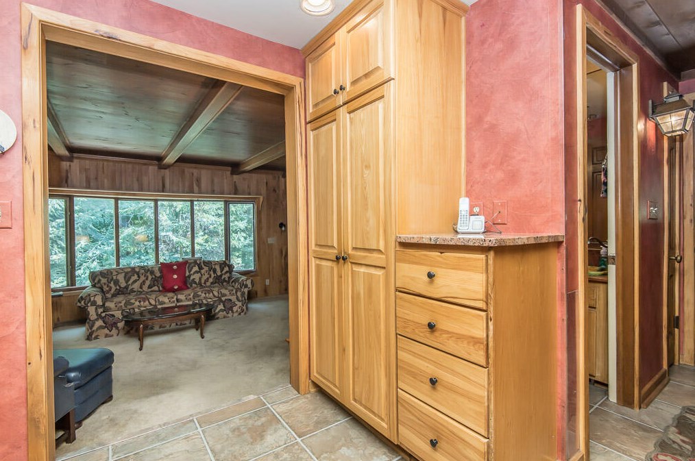 1880 Churchview Dr, Brookfield WI 53005-5133 exterior