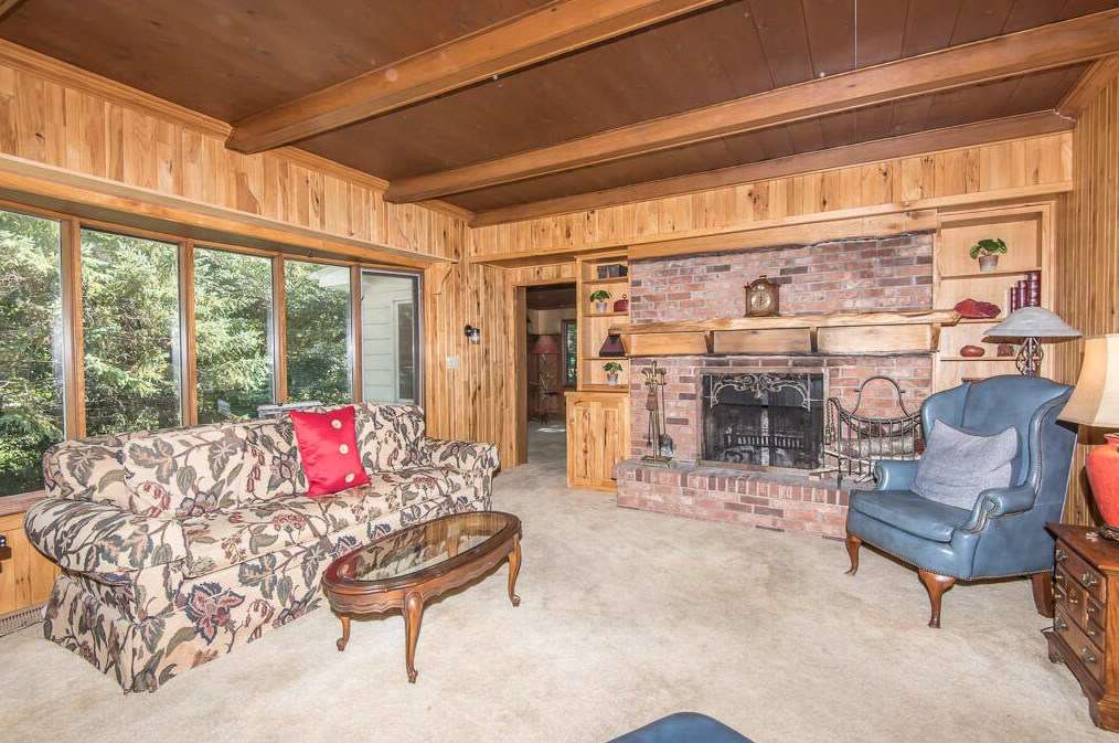 1880 Churchview Dr, Brookfield WI 53005-5133 exterior