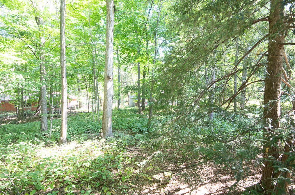 1880 Churchview Dr, Brookfield WI 53005-5133 exterior