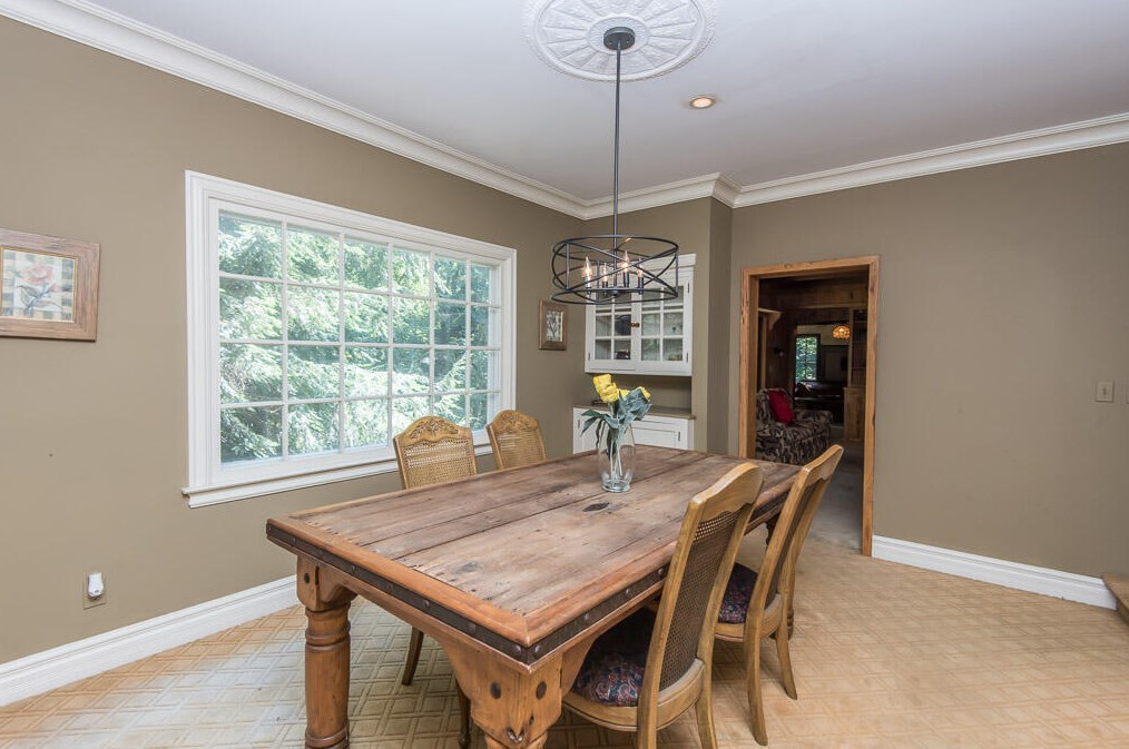 1880 Churchview Dr, Brookfield WI 53005-5133 exterior