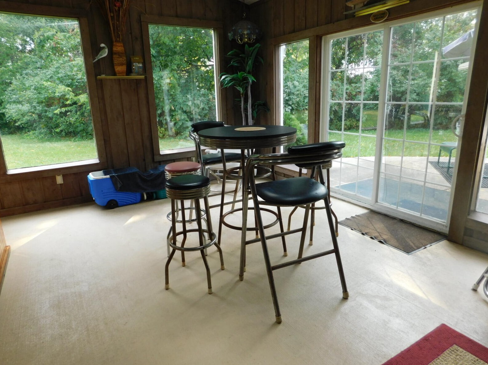 830 Janacek Rd, Brookfield WI 53045-6050 exterior