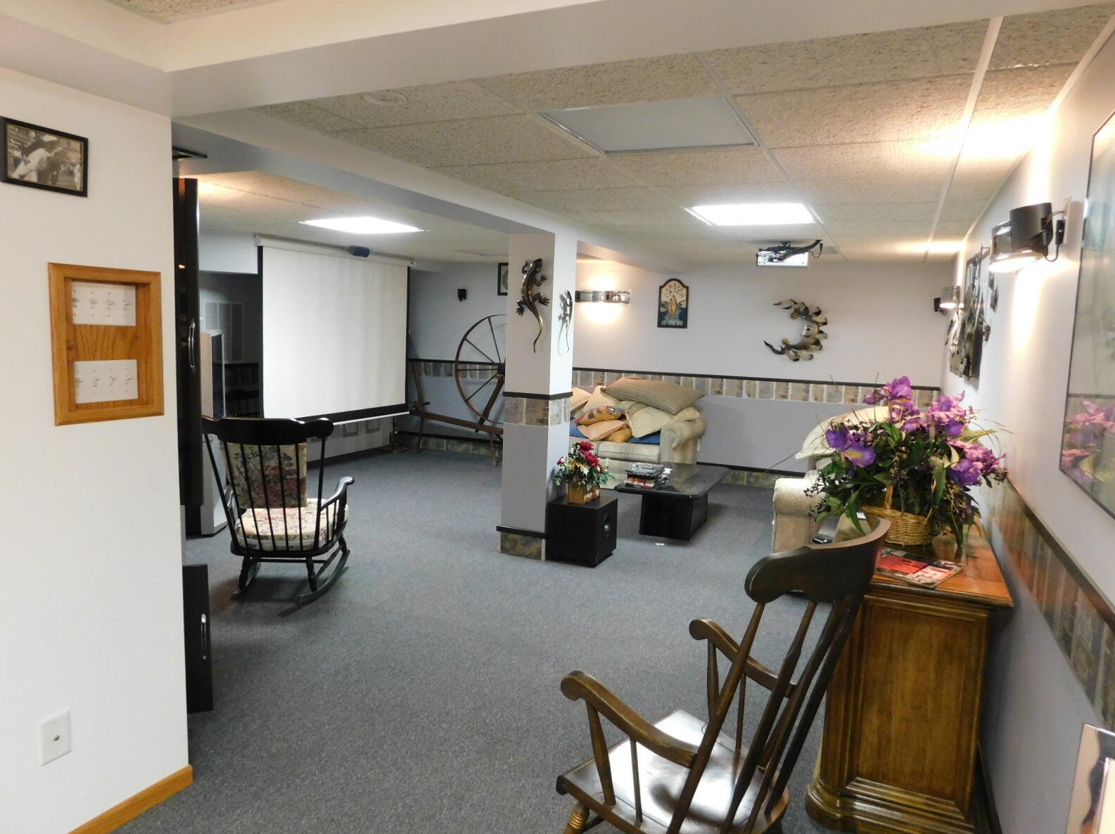 830 Janacek Rd, Brookfield WI 53045-6050 exterior