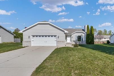 328 Ann Dr - Photo 1