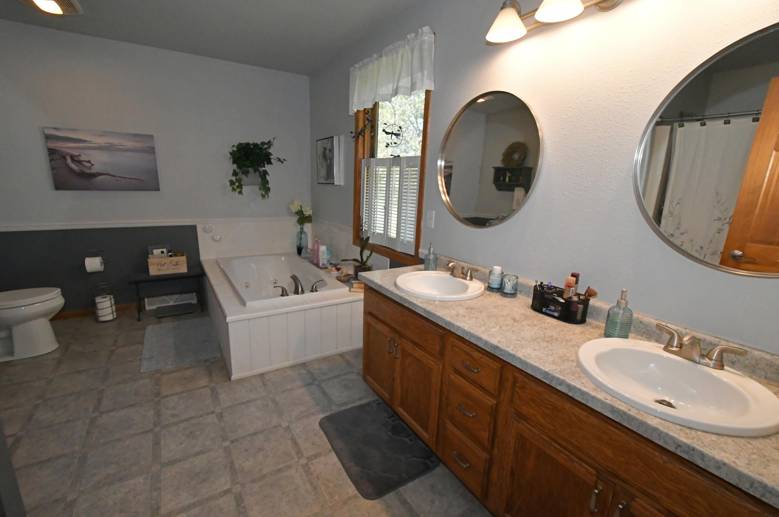 554 River Rd, Princeton WI  54968-9224 exterior