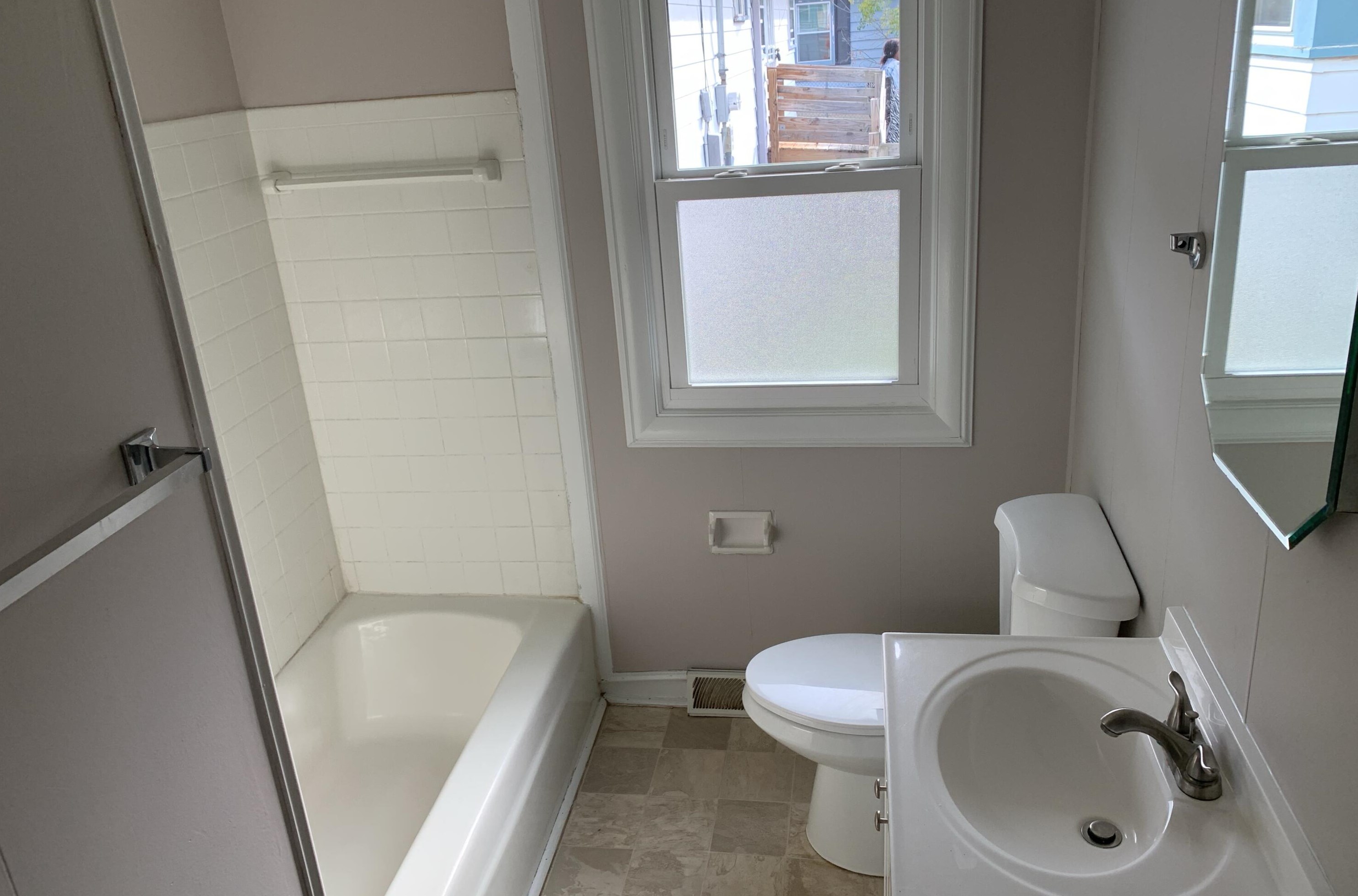 6715 54 St, Milwaukee WI 53219-2208 exterior