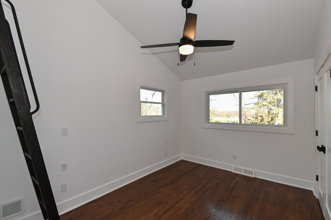 126 Brook Ln, Delavan WI 53115-1611 exterior