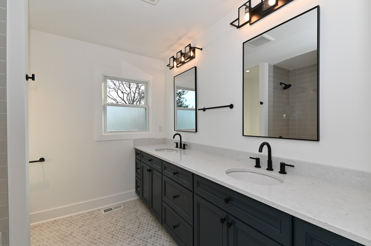 126 Brook Ln, Delavan WI 53115-1611 exterior