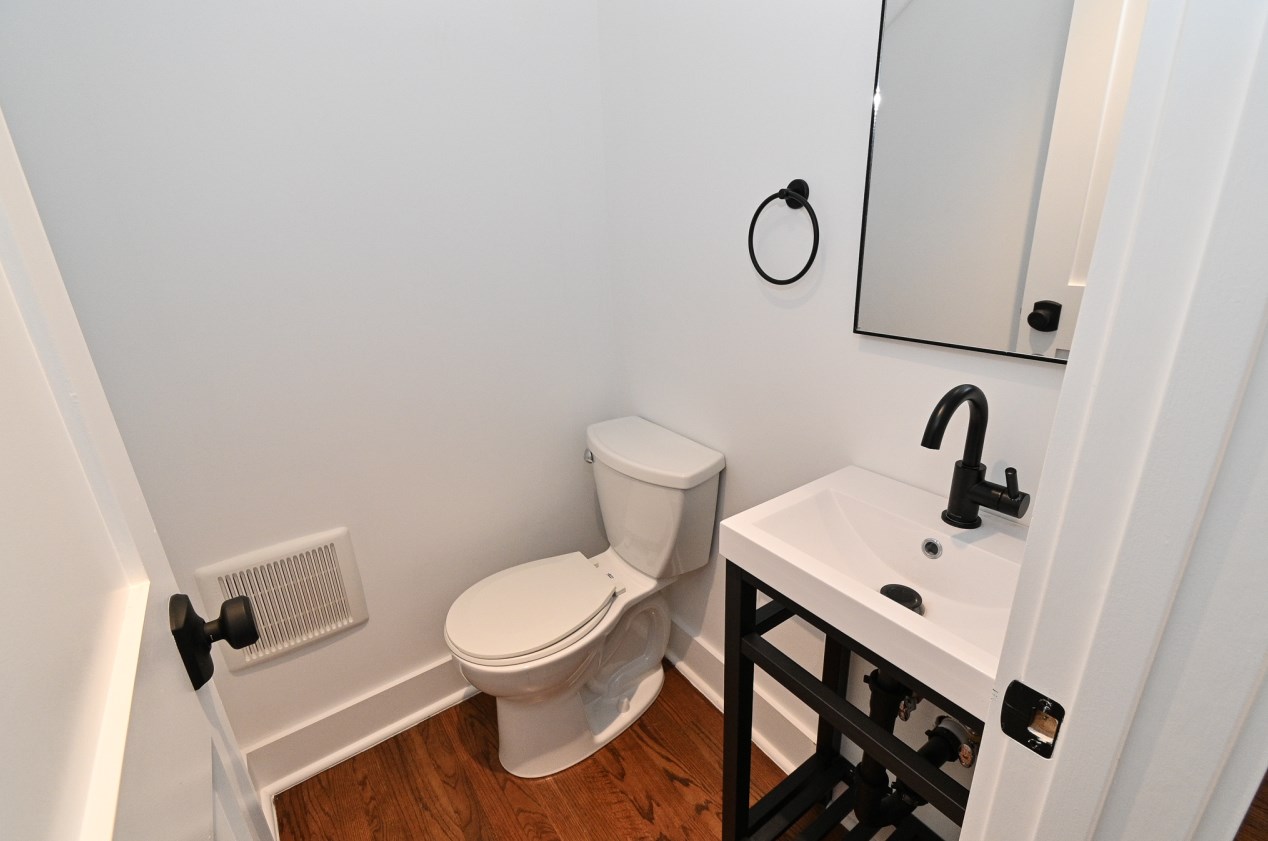 126 Brook Ln, Delavan WI 53115-1611 exterior