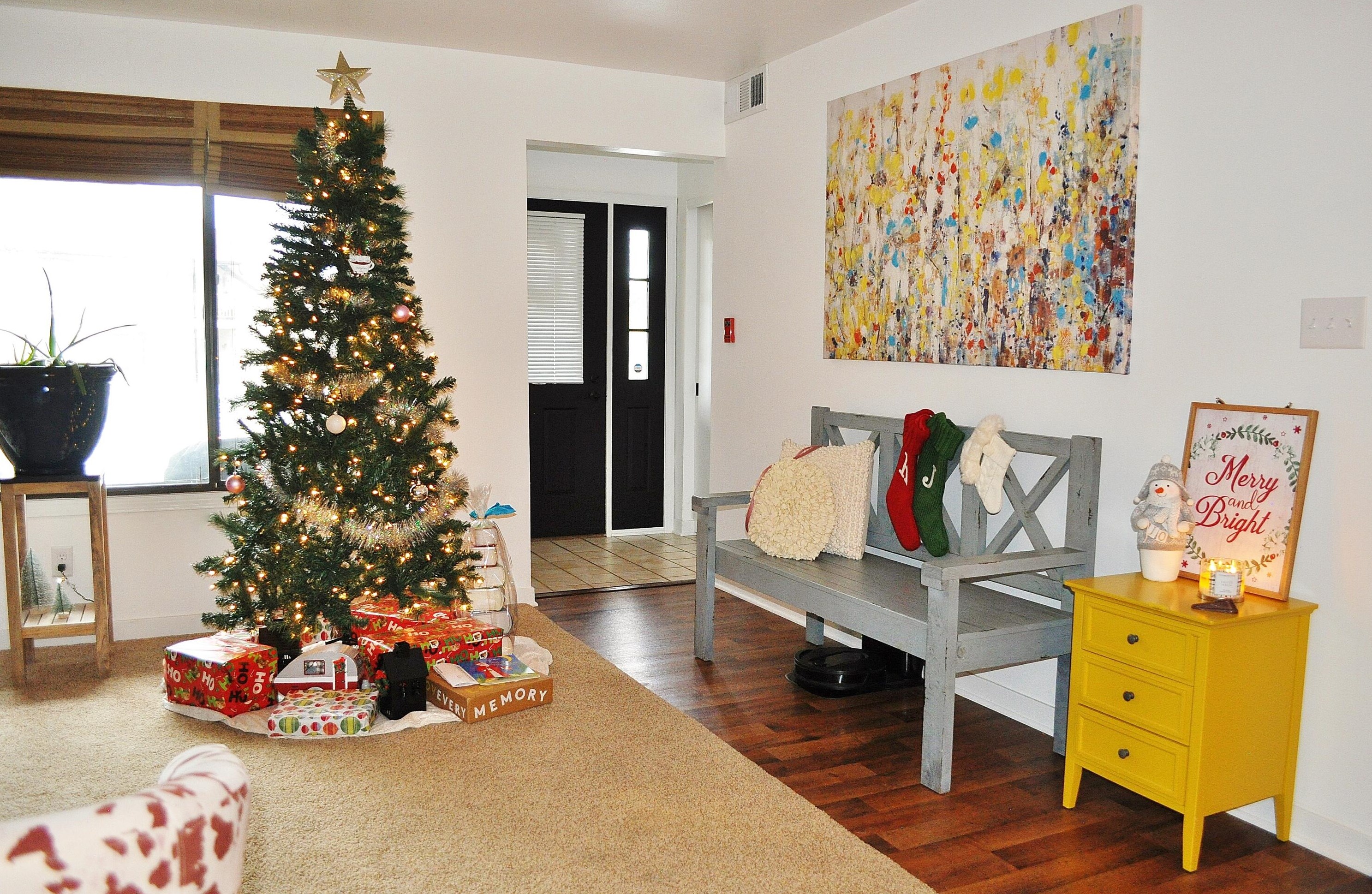 4206 Ridgewood Ln, Milwaukee WI 53221-1094 exterior