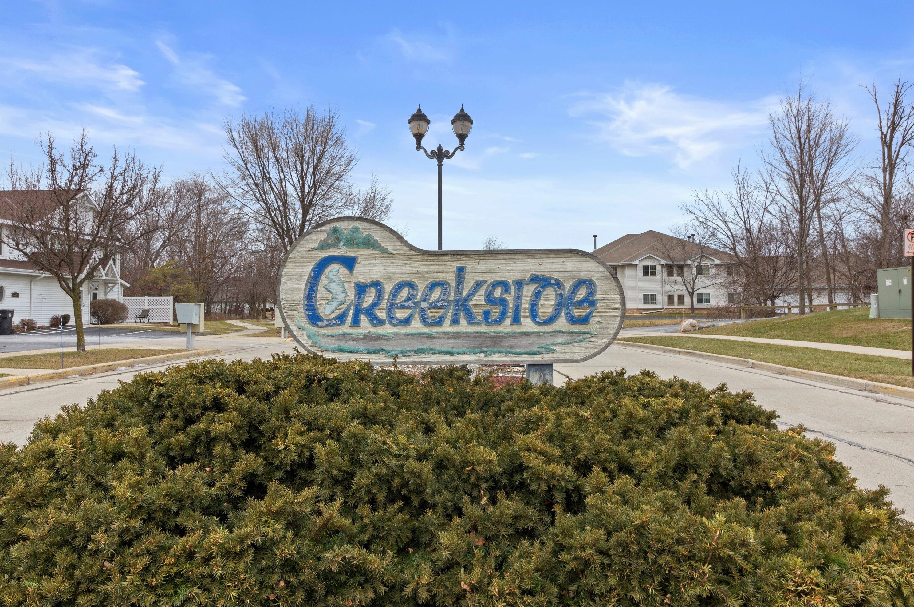 6248 Creekside Dr, Cudahy WI  53110-3436 exterior