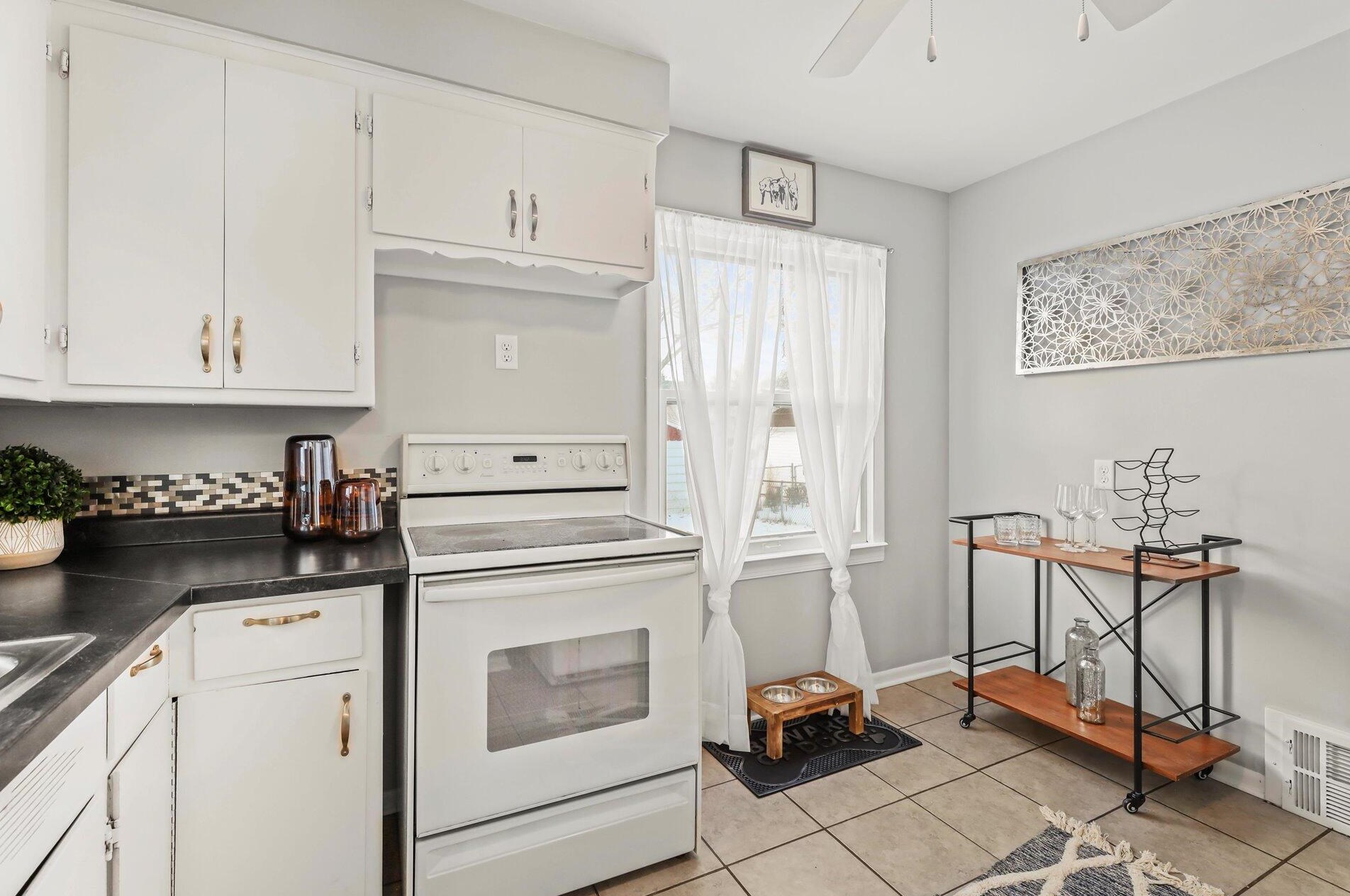 3449 87 St, Milwaukee WI 53224-4036 exterior