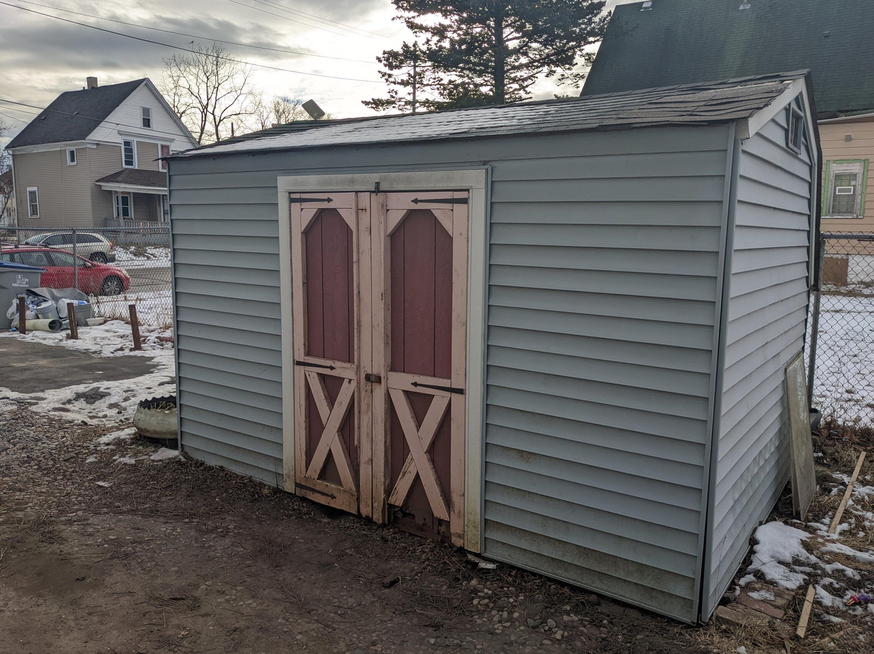 3063 12th St, Milwaukee WI  53206-2605 exterior