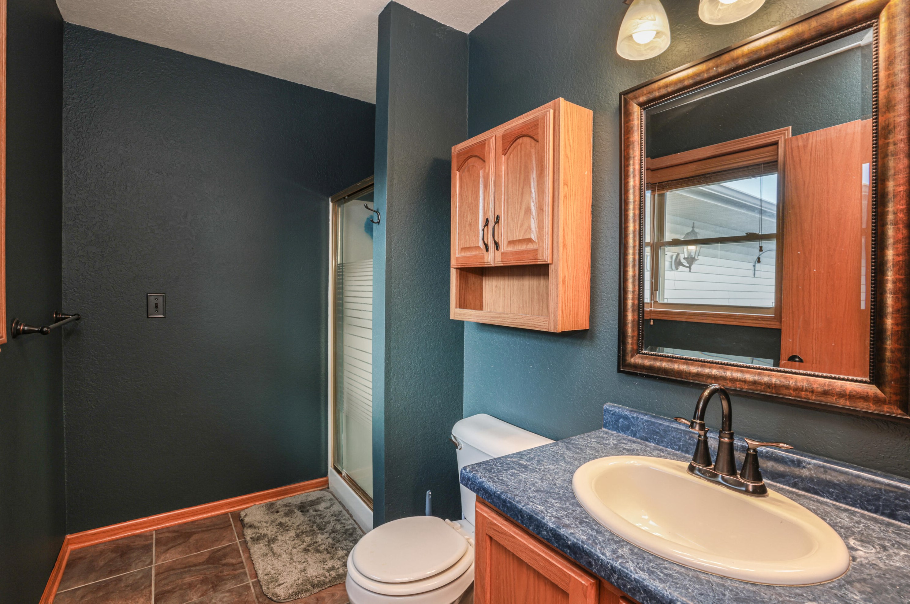 10402 Donald Dr, Oak Creek WI  53154-6749 exterior
