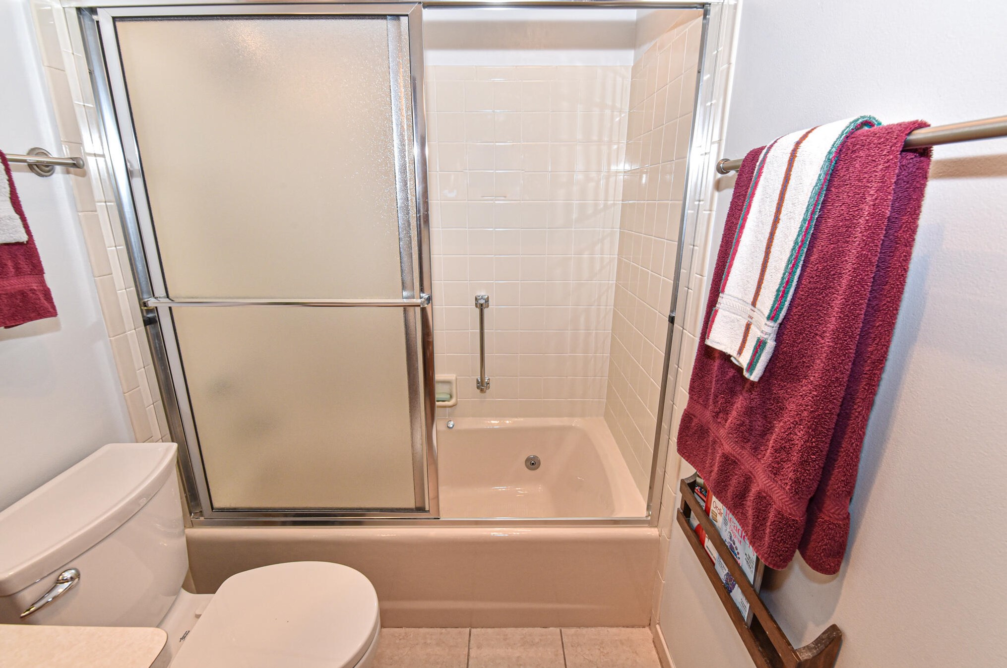 1225 Lansdowne Ct, Brookfield WI  53045-4465 exterior