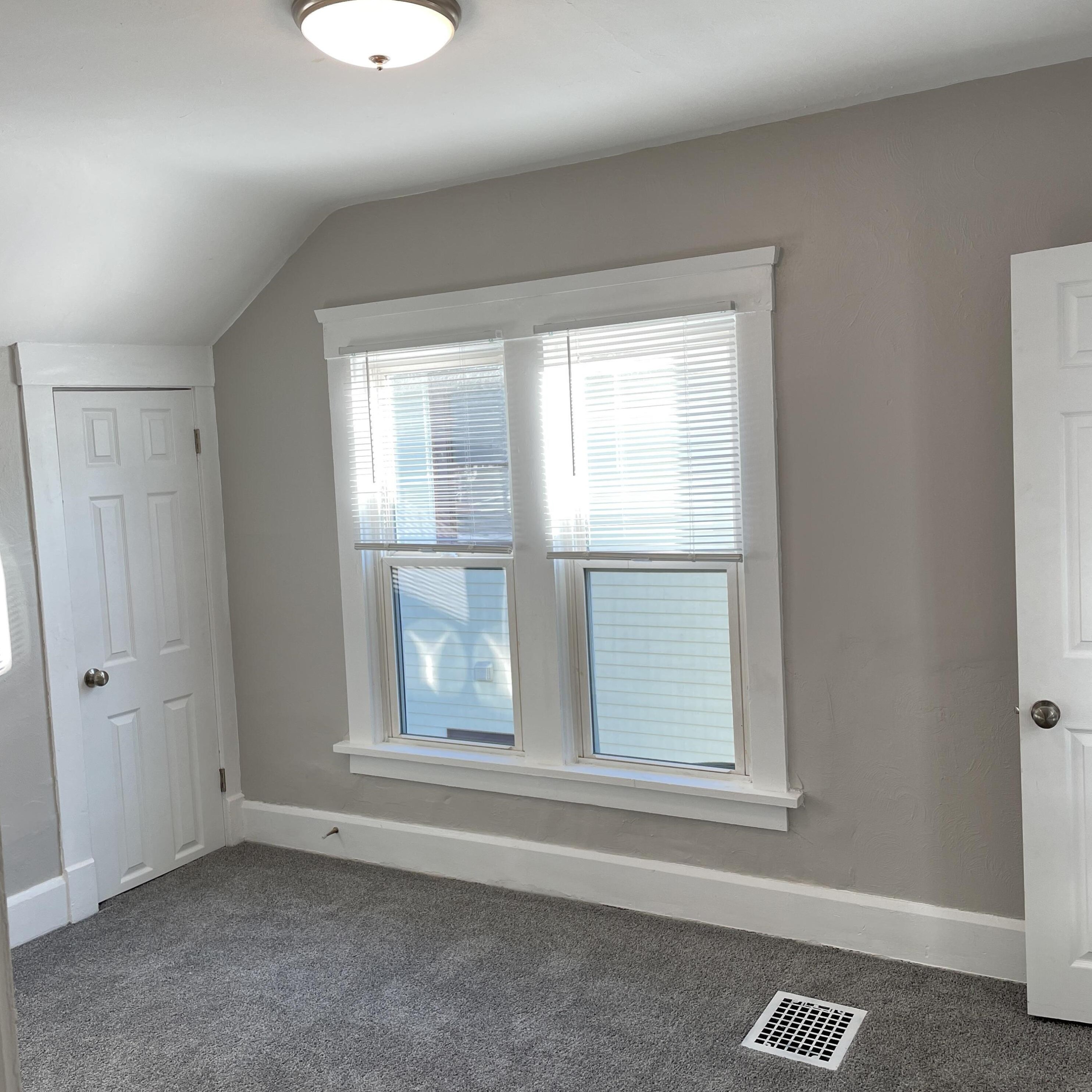 1541 Grange Ave, Racine WI  53405-5019 exterior