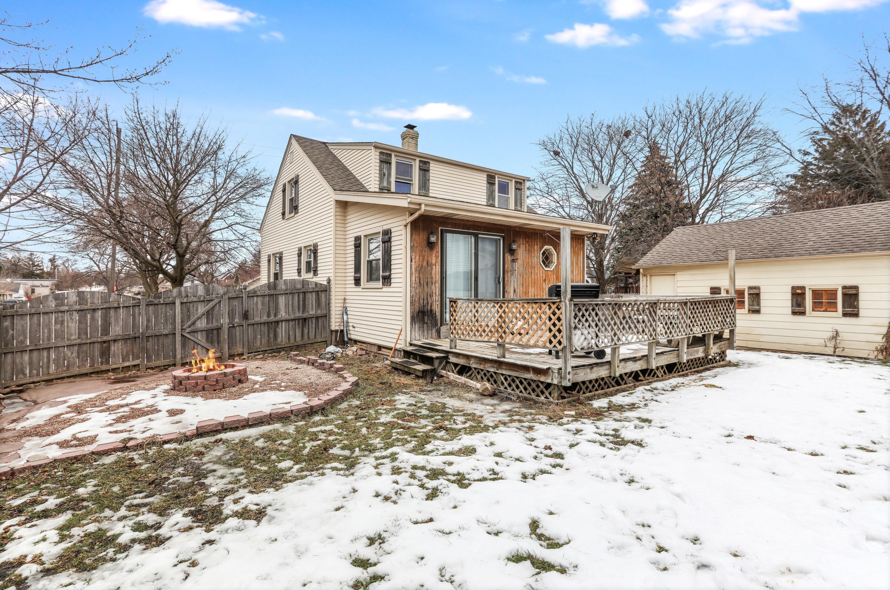 4223 13th St, Racine WI  53405-2816 exterior