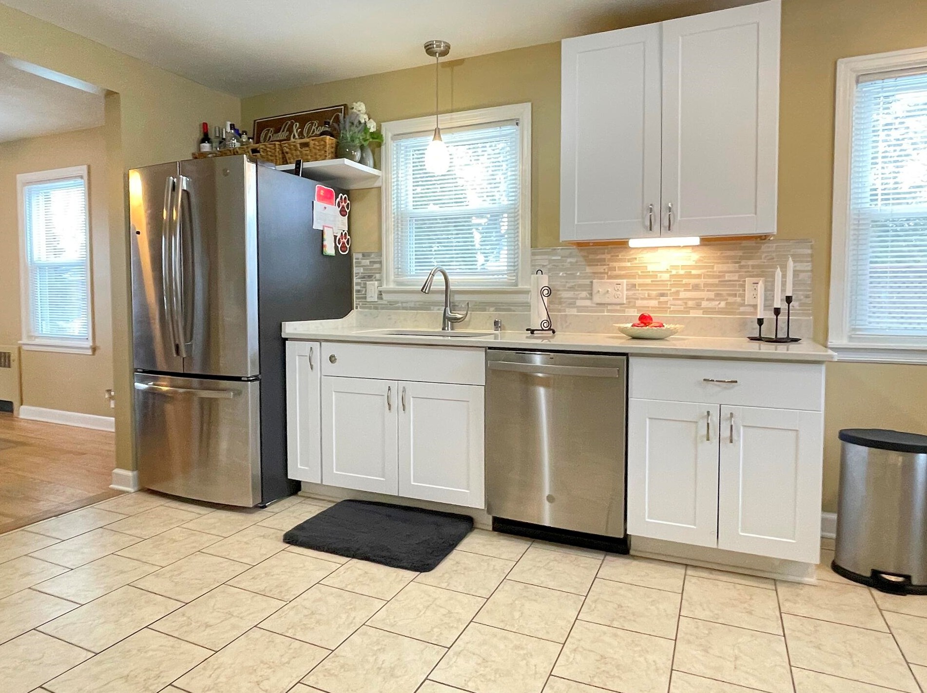 1014 Sycamore Ave, South Milwaukee WI  53172-1342 exterior