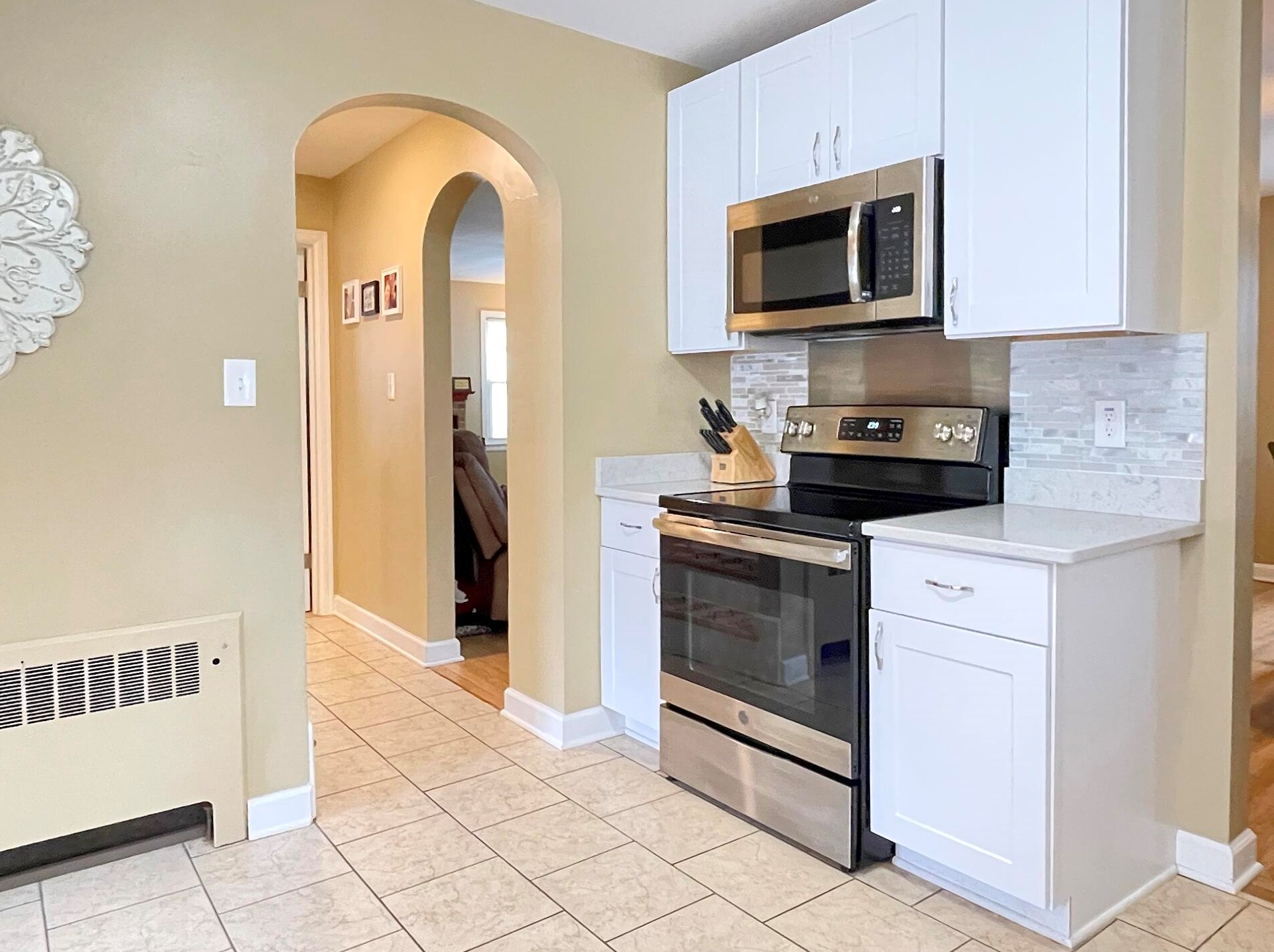 1014 Sycamore Ave, South Milwaukee WI  53172-1342 exterior