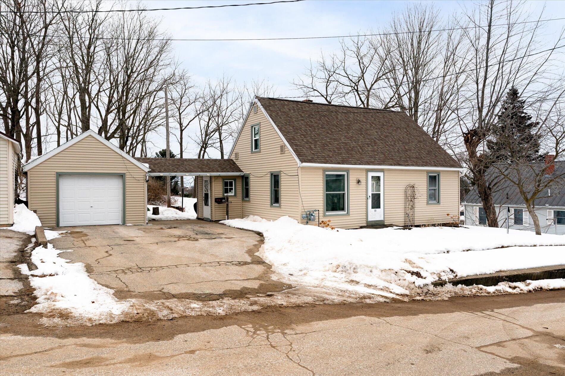 120 Skyline Dr, Viroqua, WI 54665 MLS 1780477 Coldwell Banker