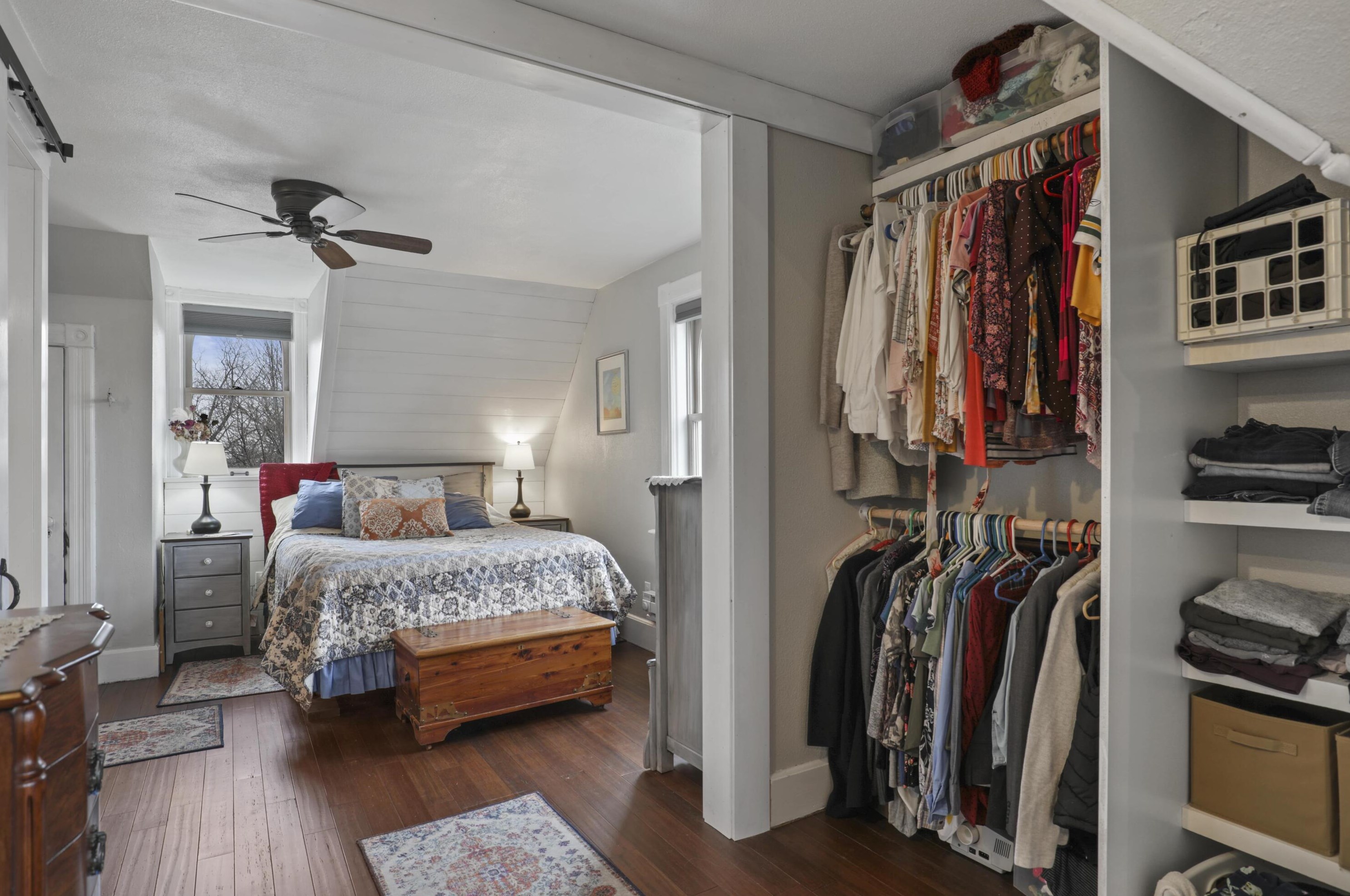 2126 Juneau Ave, Milwaukee WI 53233-1119 exterior