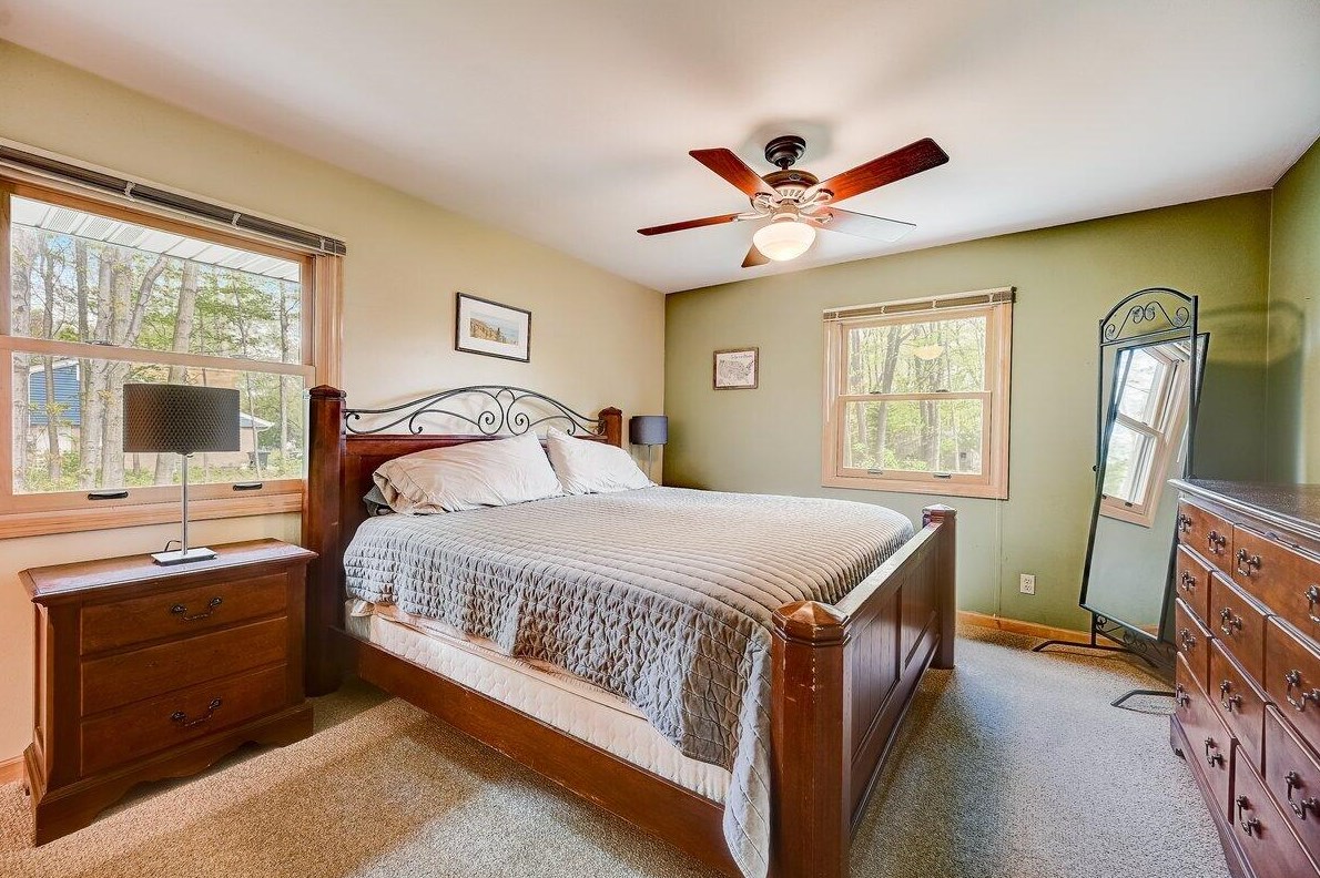 19050 Lothmoor Drive Lower, Brookfield WI  53045-4190 exterior