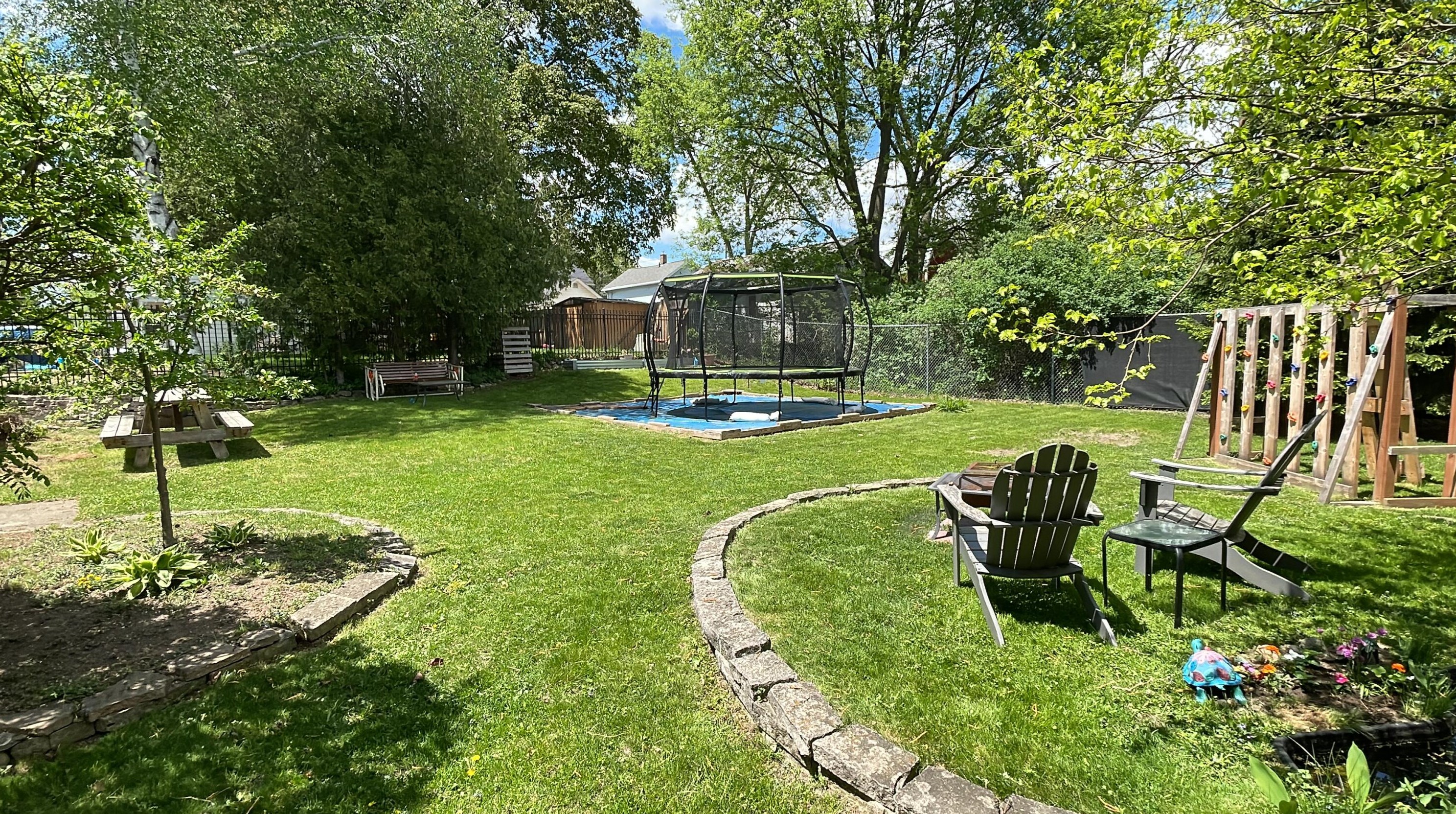 307 Craig St, Fort Atkinson WI 53538-2320 exterior