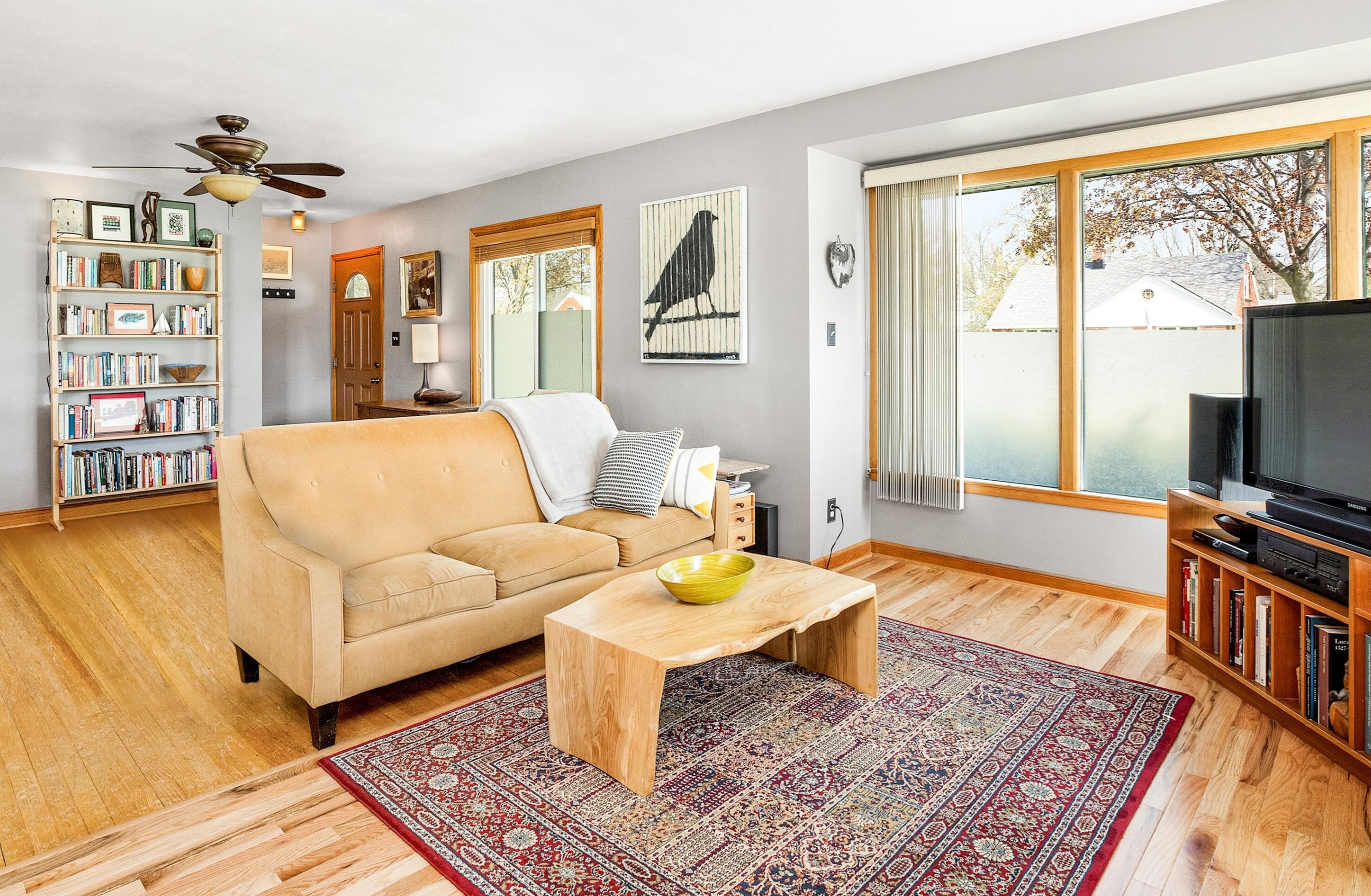 1401 Manistique Ave, South Milwaukee WI  53172-3049 exterior