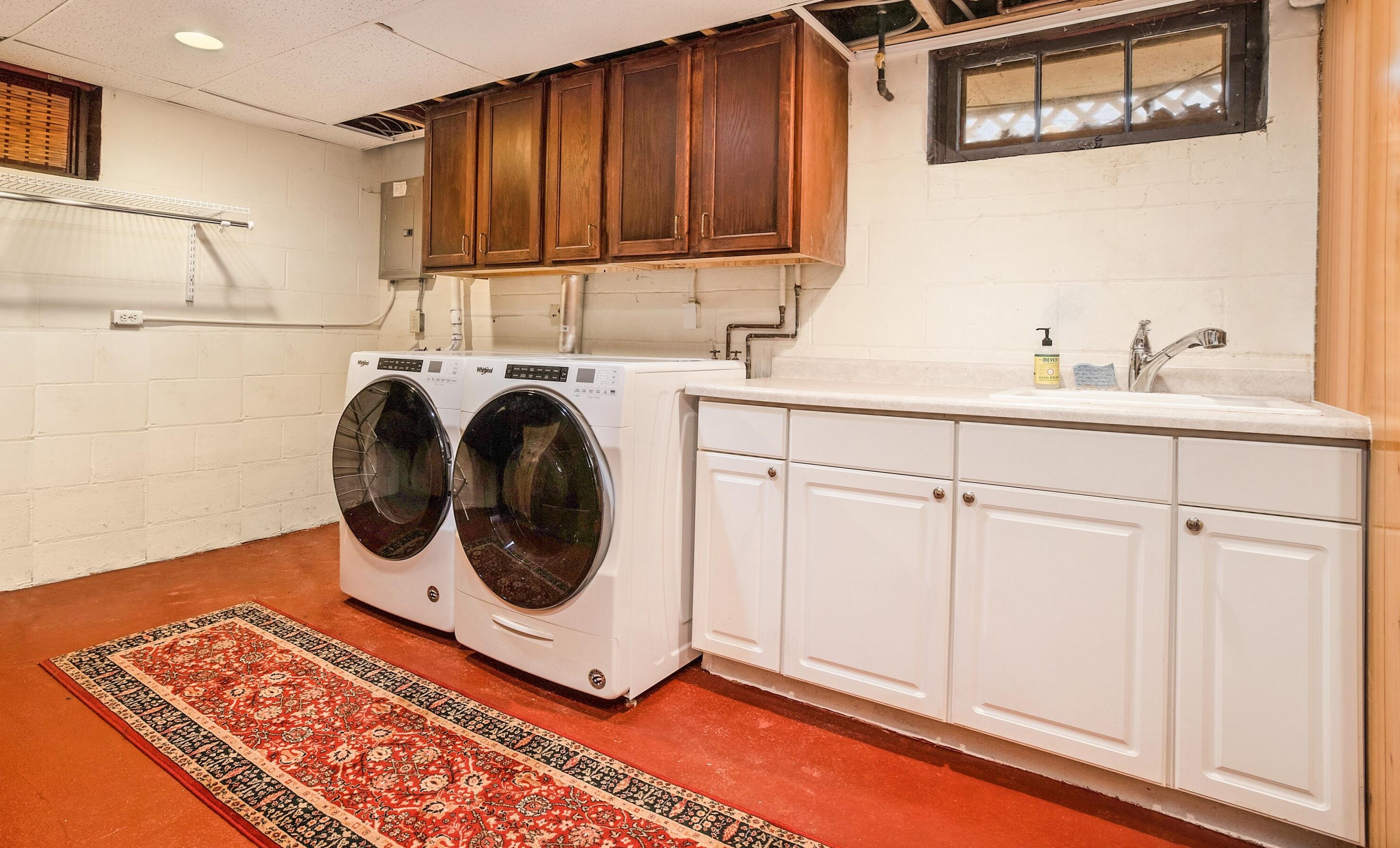 1401 Manistique Ave, South Milwaukee WI  53172-3049 exterior