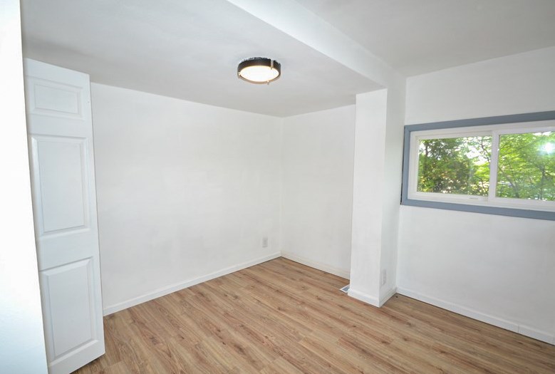 5225 Whitnall Ave, Cudahy WI  53110-1940 exterior