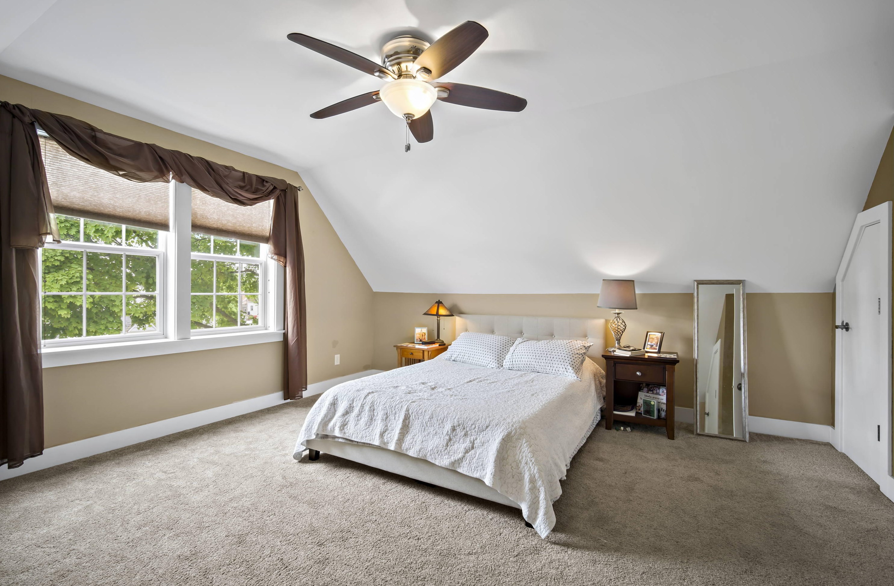 3875 Pulaski Ave, Cudahy WI 53110-1928 exterior