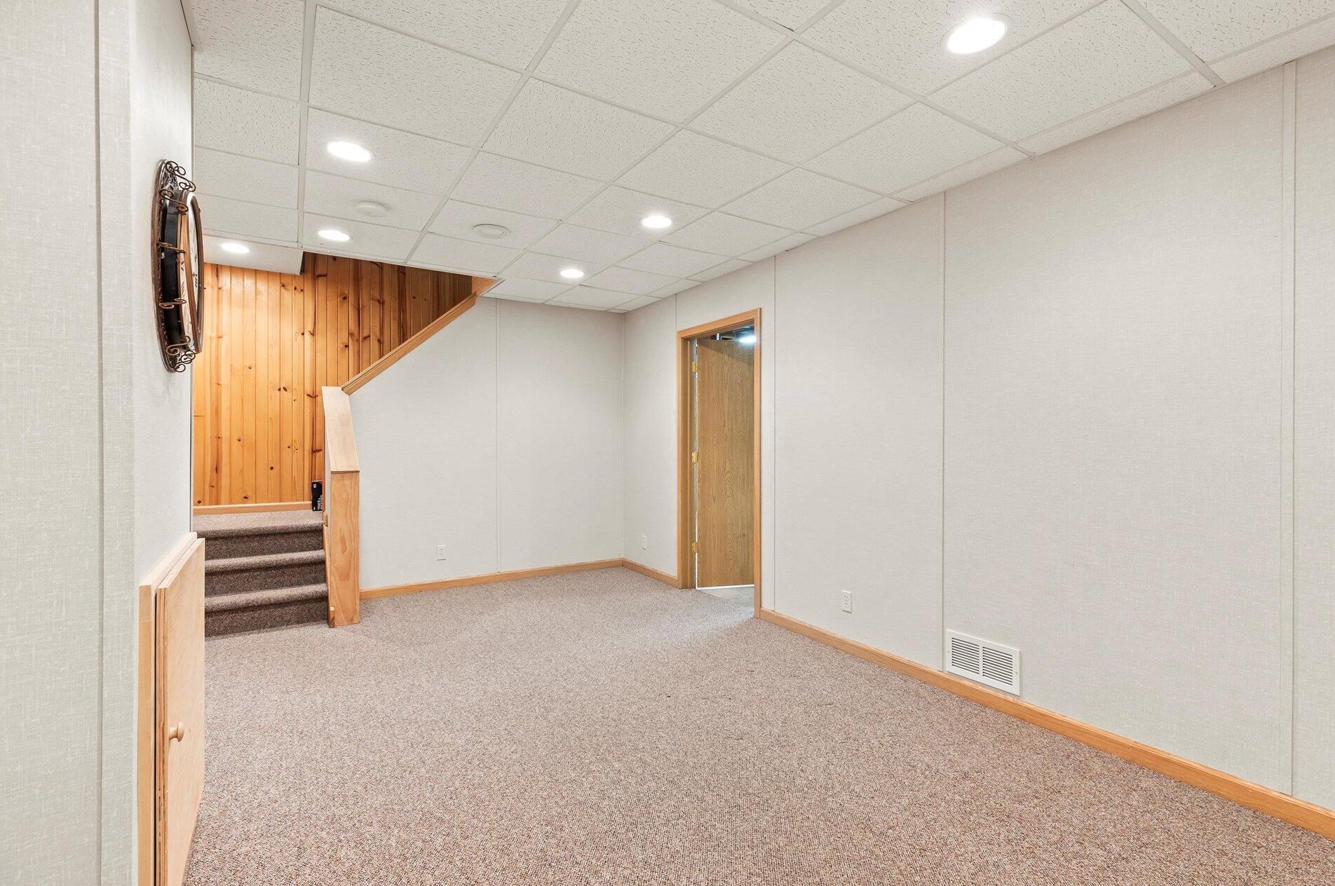 1420 Autumn Dr, Racine WI 53402-1813 exterior