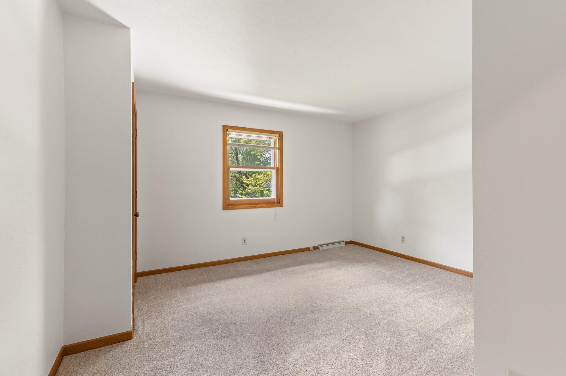 1420 Autumn Dr, Racine WI 53402-1813 exterior