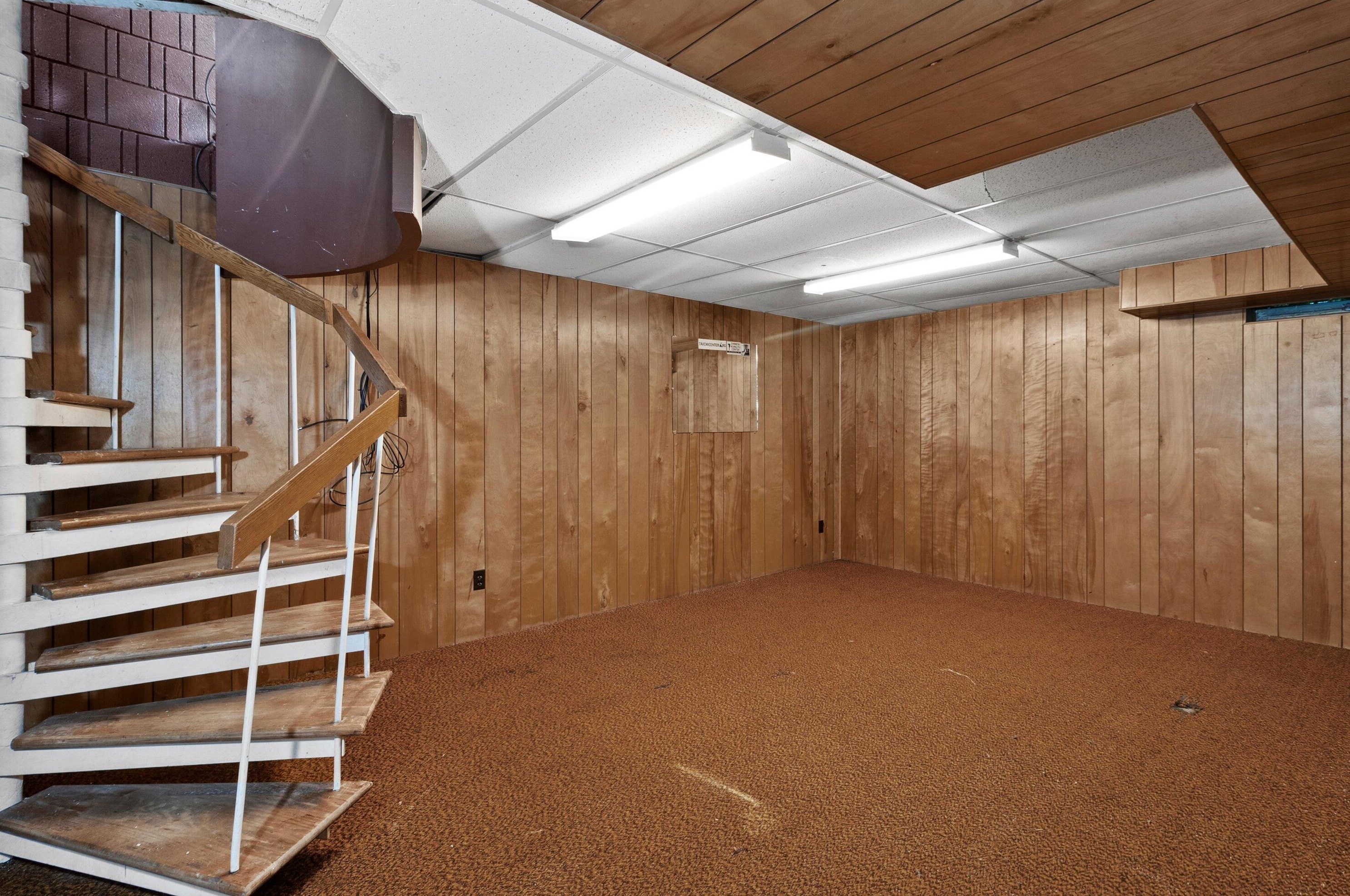 3333 5th Ave, South Milwaukee WI  53172-4015 exterior