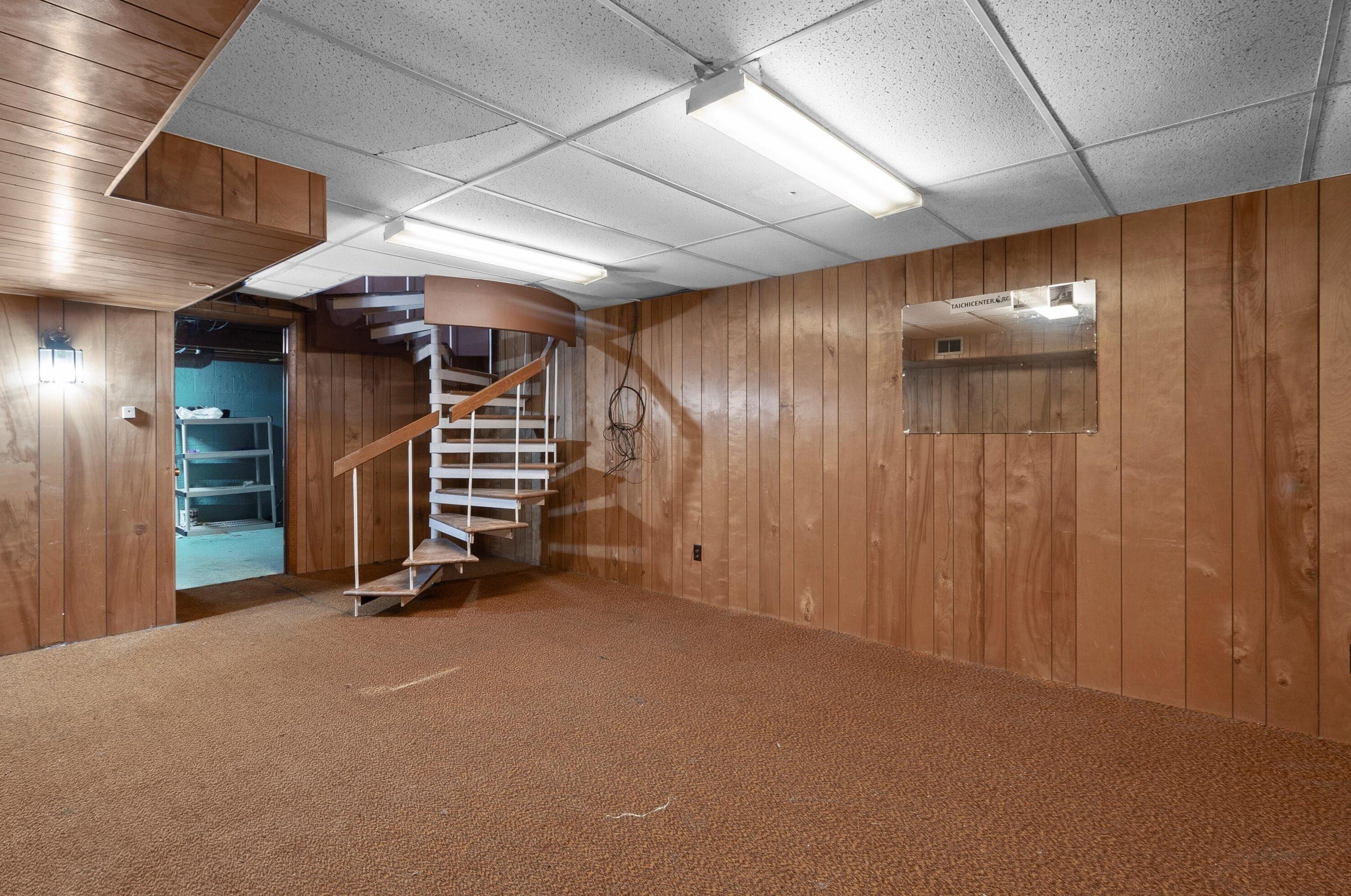 3333 5th Ave, South Milwaukee WI  53172-4015 exterior