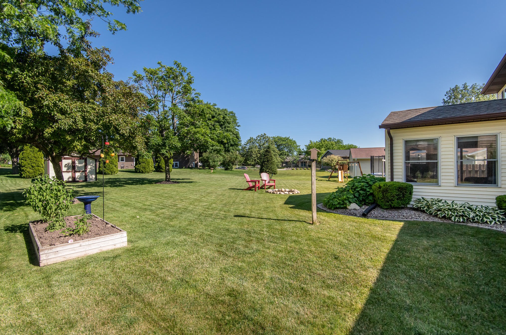 310 Prairie Run, Grafton WI  53024-1175 exterior