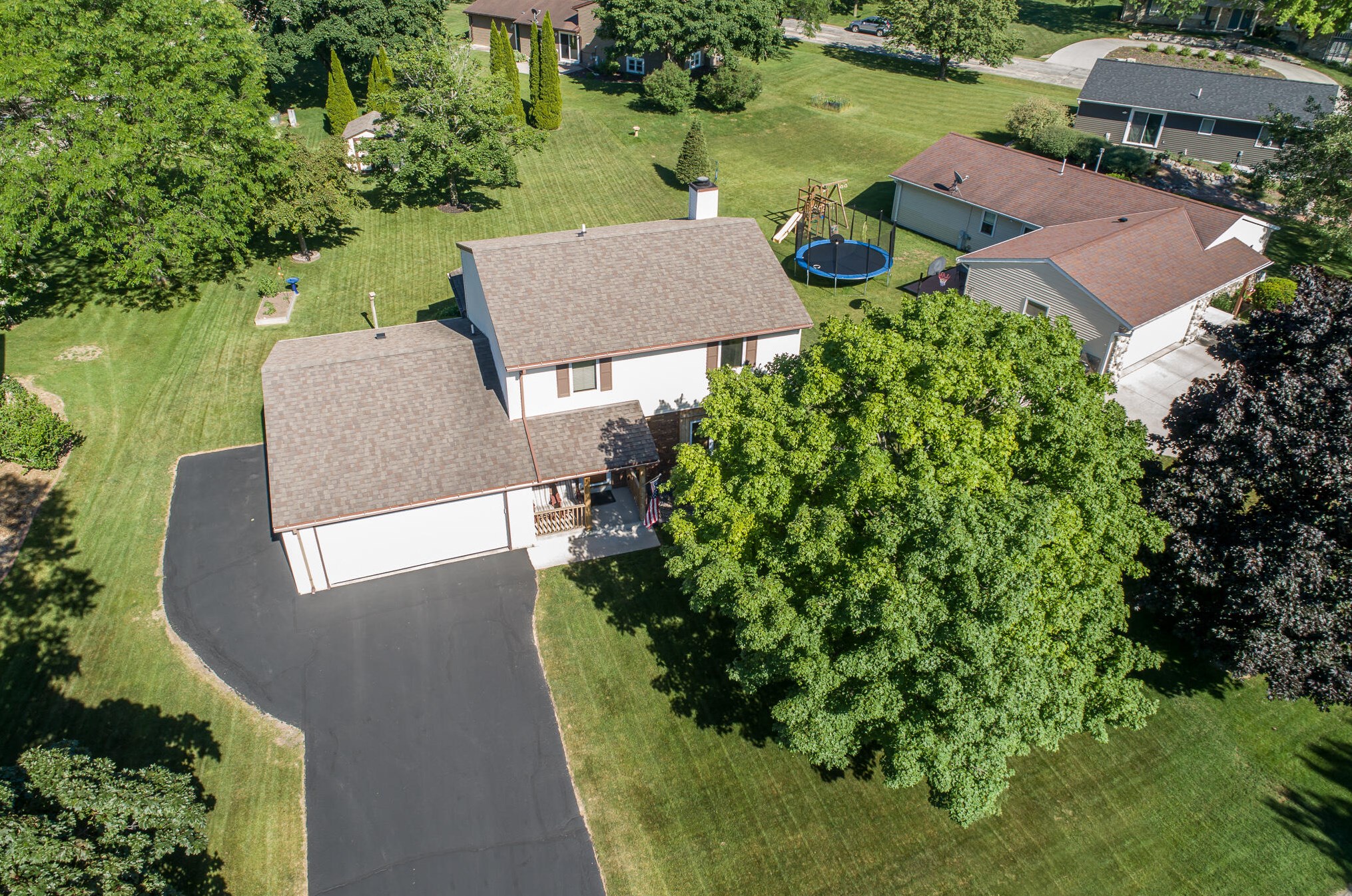 310 Prairie Run, Grafton WI  53024-1175 exterior