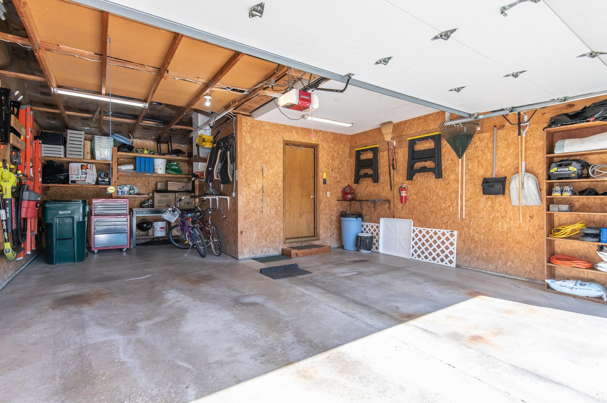 310 Prairie Run, Grafton WI  53024-1175 exterior