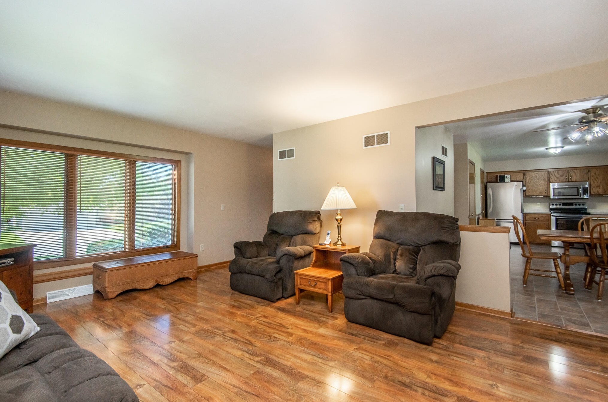 310 Prairie Run, Grafton WI  53024-1175 exterior