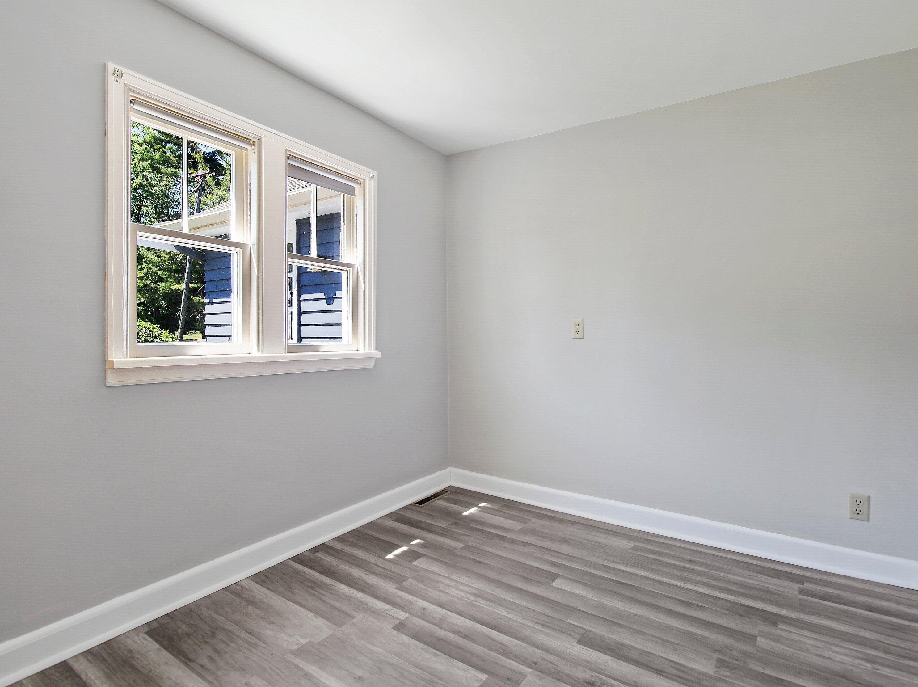 18030 Midland Pl, Brookfield WI  53045-4262 exterior