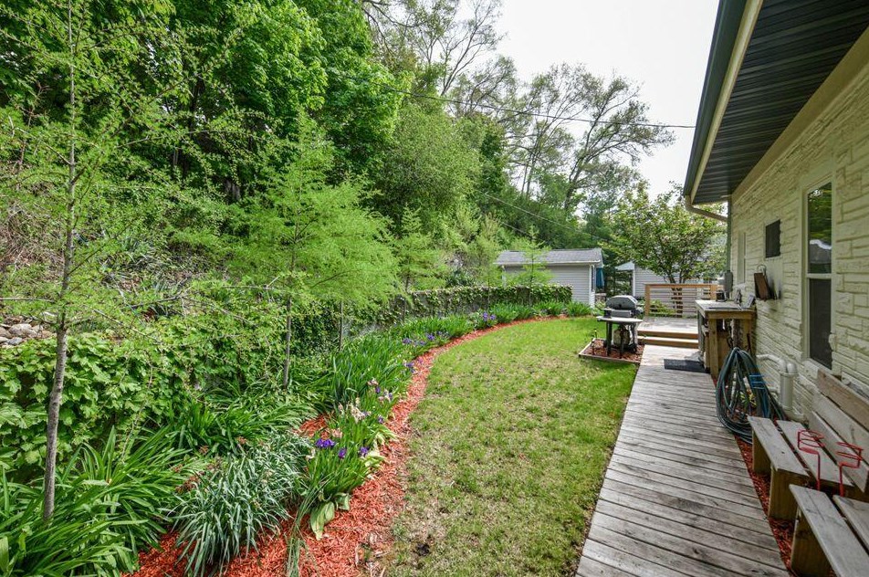 33950 Lagoon Dr, Lyons WI  53105-9227 exterior