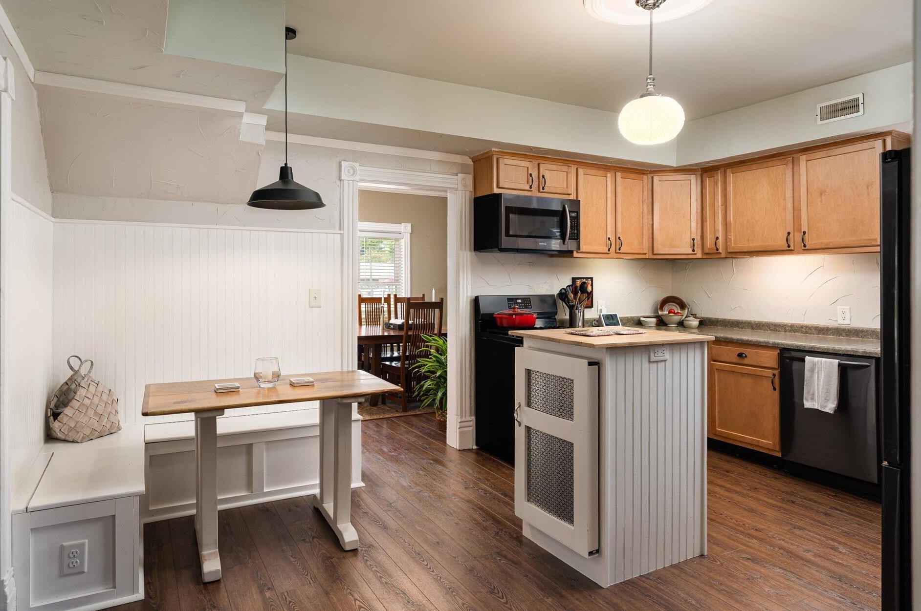 306 Gillette St, Viroqua WI  54665-1445 exterior