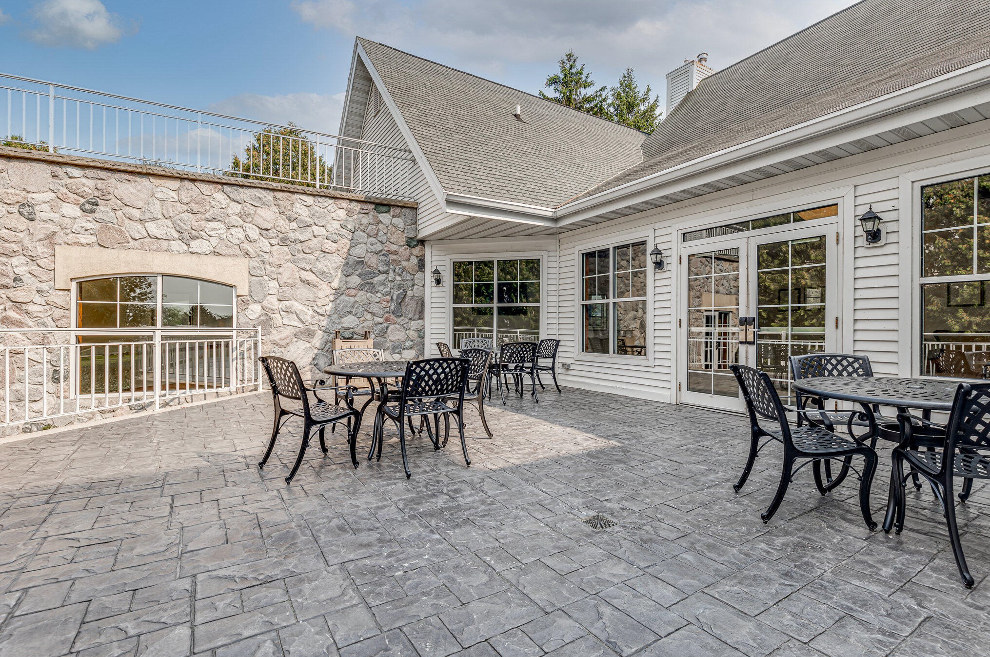 101 Osthoff Ave, Elkhart Lake WI  53020-1976 exterior